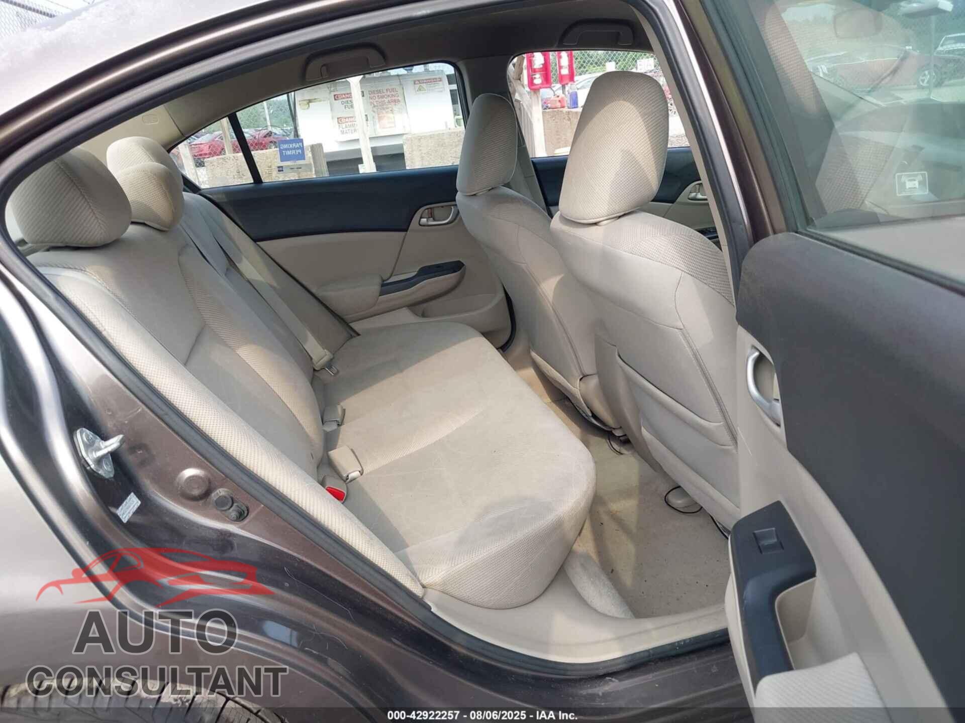 HONDA CIVIC 2012 - 2HGFB2F59CH539155