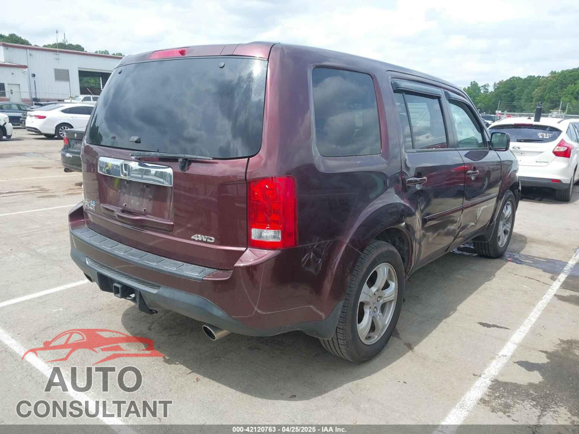 HONDA PILOT 2013 - 5FNYF4H52DB085259