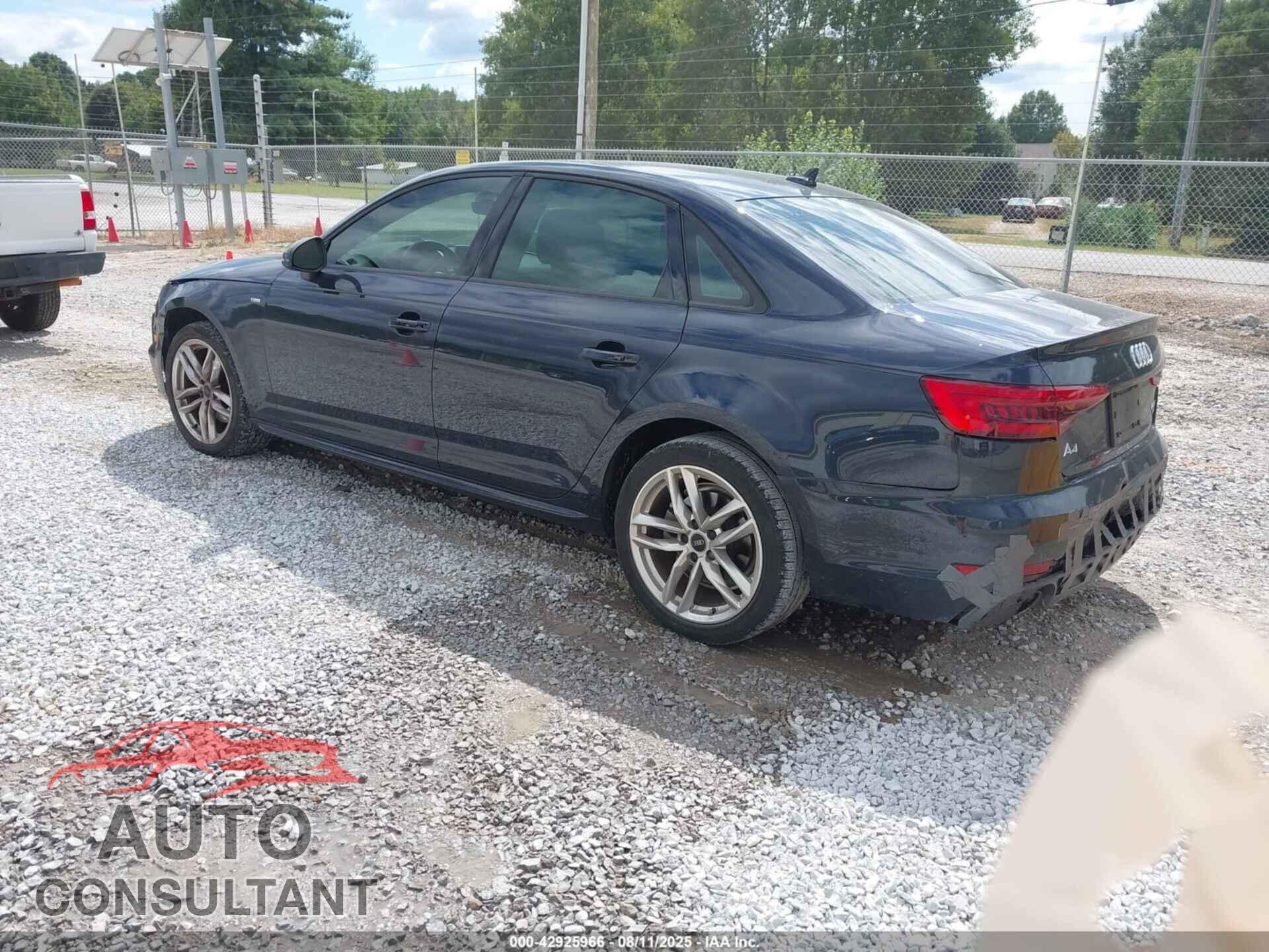 AUDI A4 2017 - WAUKMAF43HN056104
