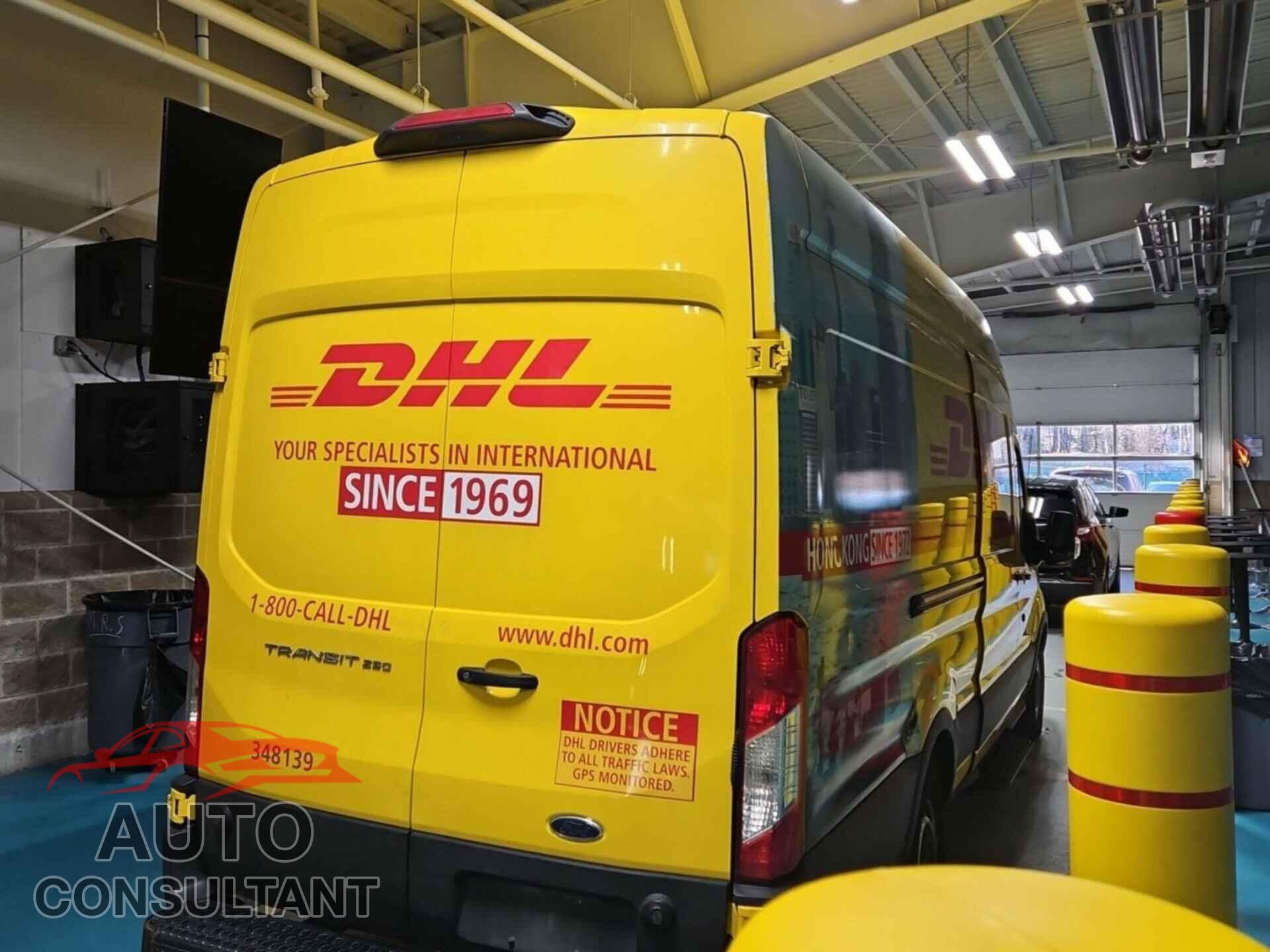 FORD TRANSIT 2019 - 1FTYR3XM0KKA24860