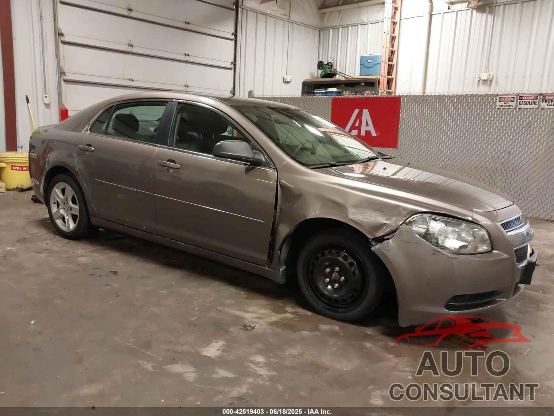 CHEVROLET MALIBU 2011 - 1G1ZA5E15BF107539