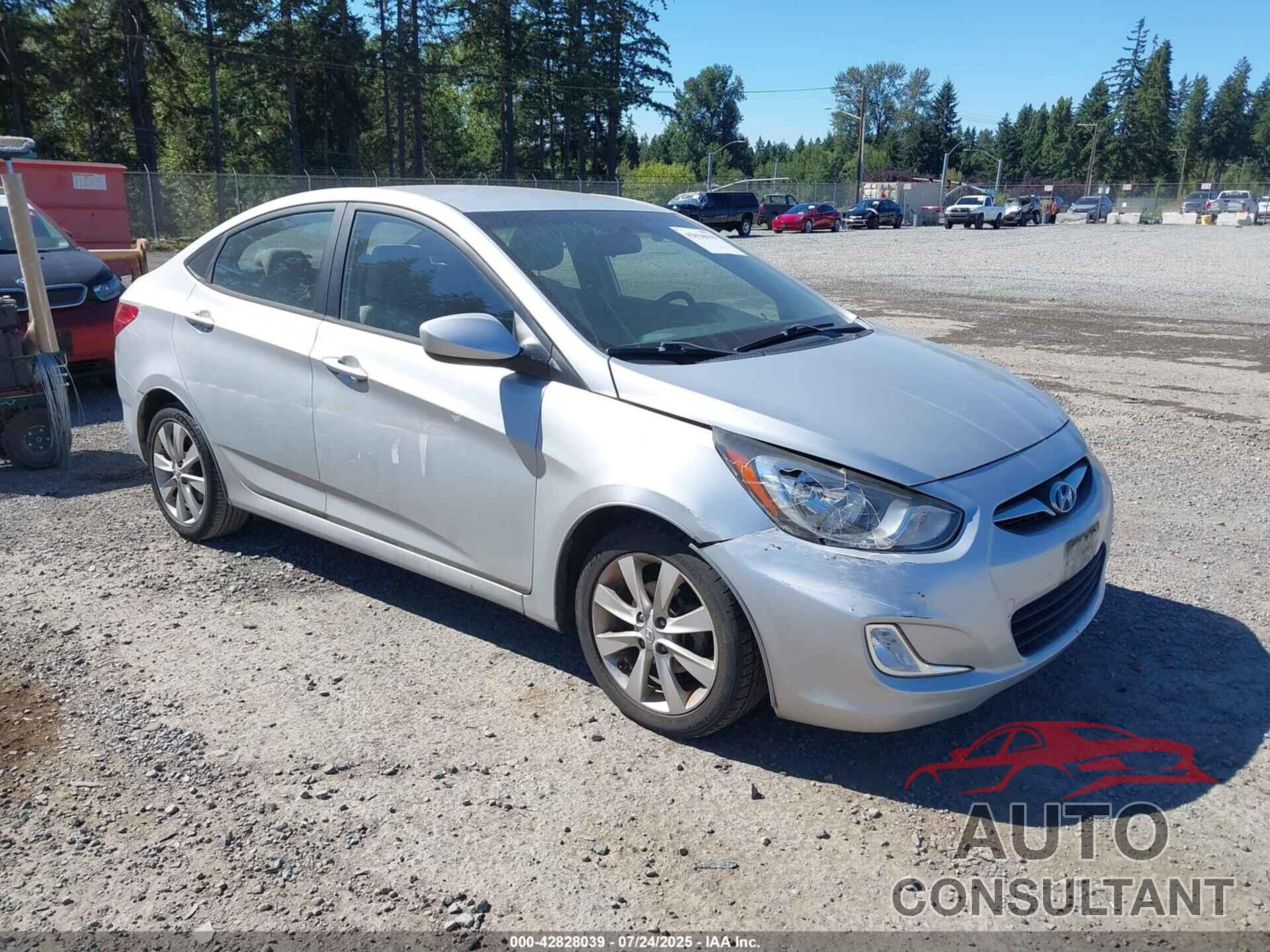 HYUNDAI ACCENT 2012 - KMHCU4AE5CU108674