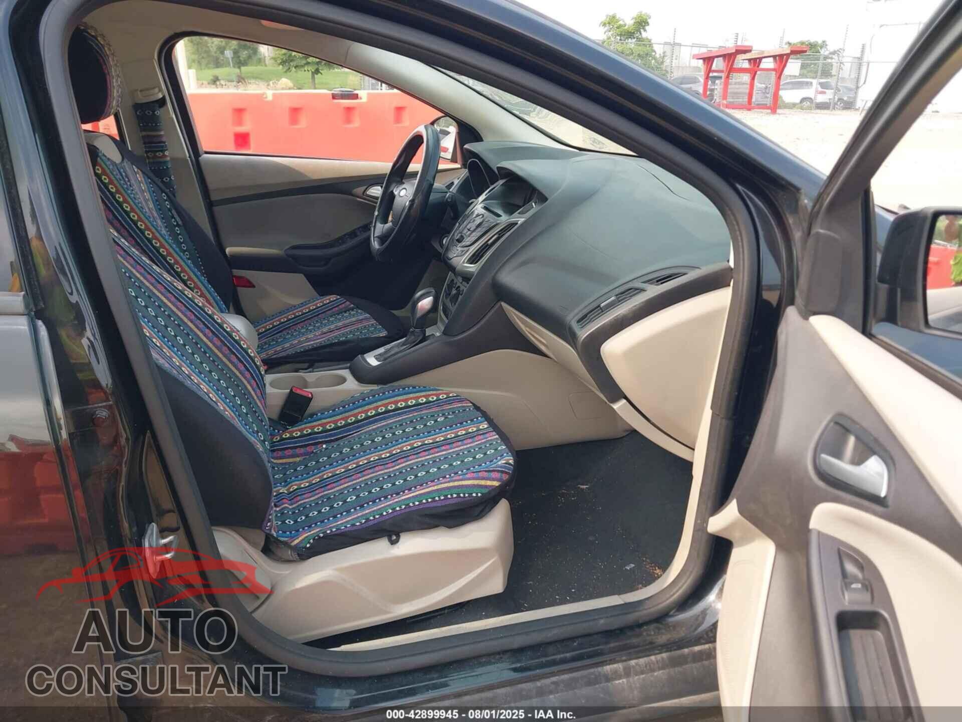 FORD FOCUS 2014 - 1FADP3K20EL159657