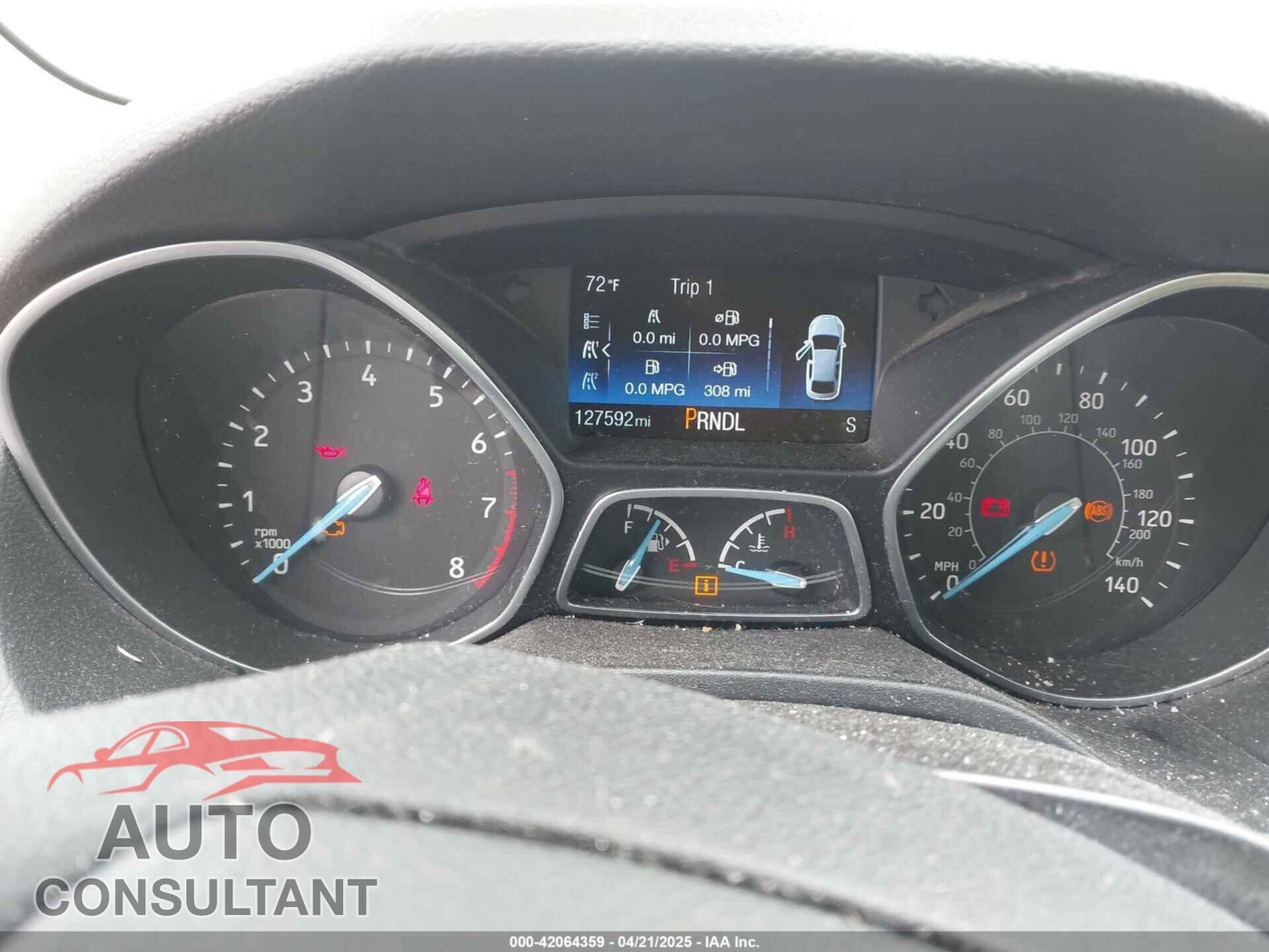 FORD FOCUS 2017 - 1FADP3F25HL328358