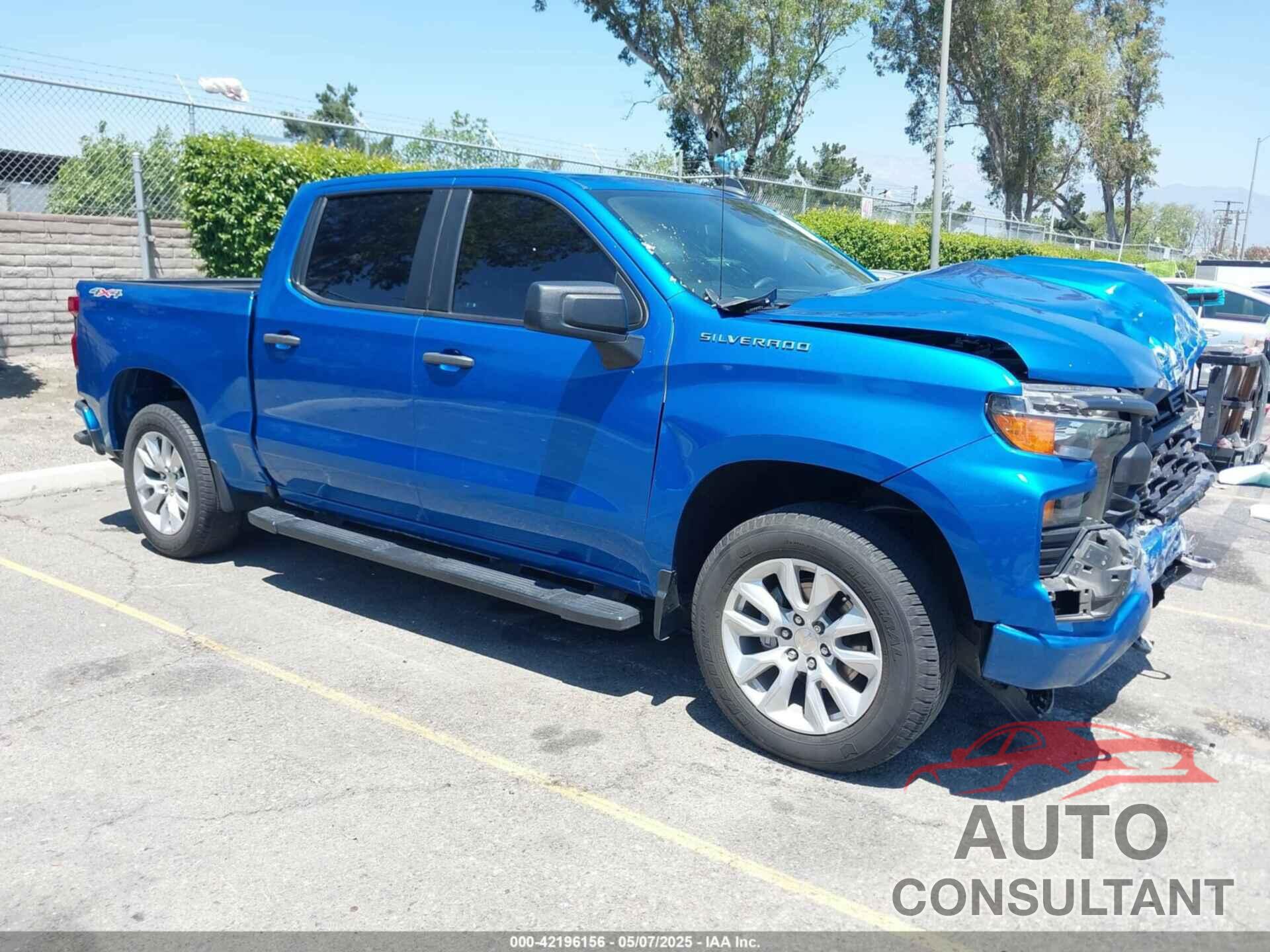 CHEVROLET SILVERADO 1500 2022 - 1GCPDBEK5NZ643438