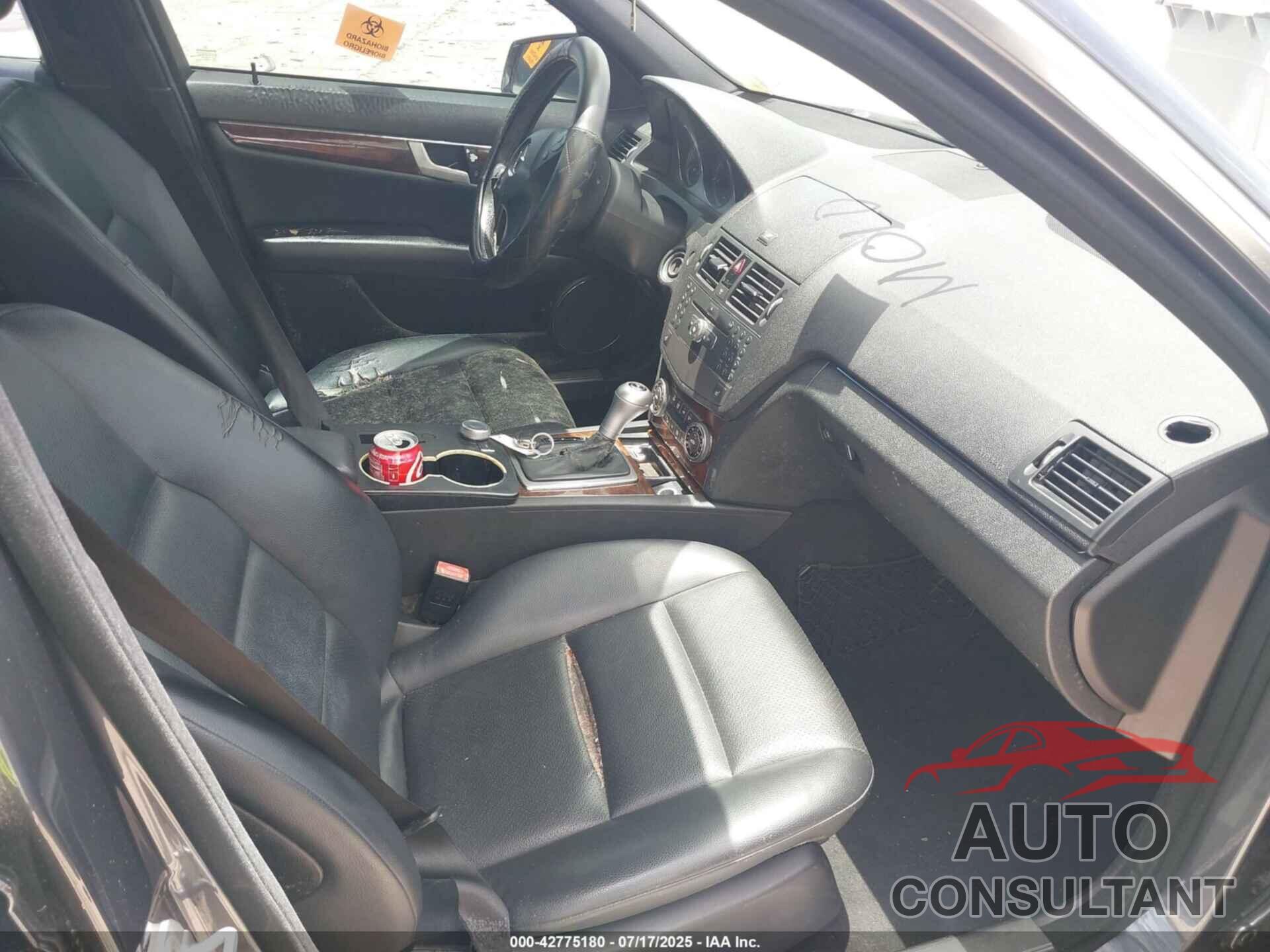 MERCEDES-BENZ C 300 2010 - WDDGF5EB9AR097528