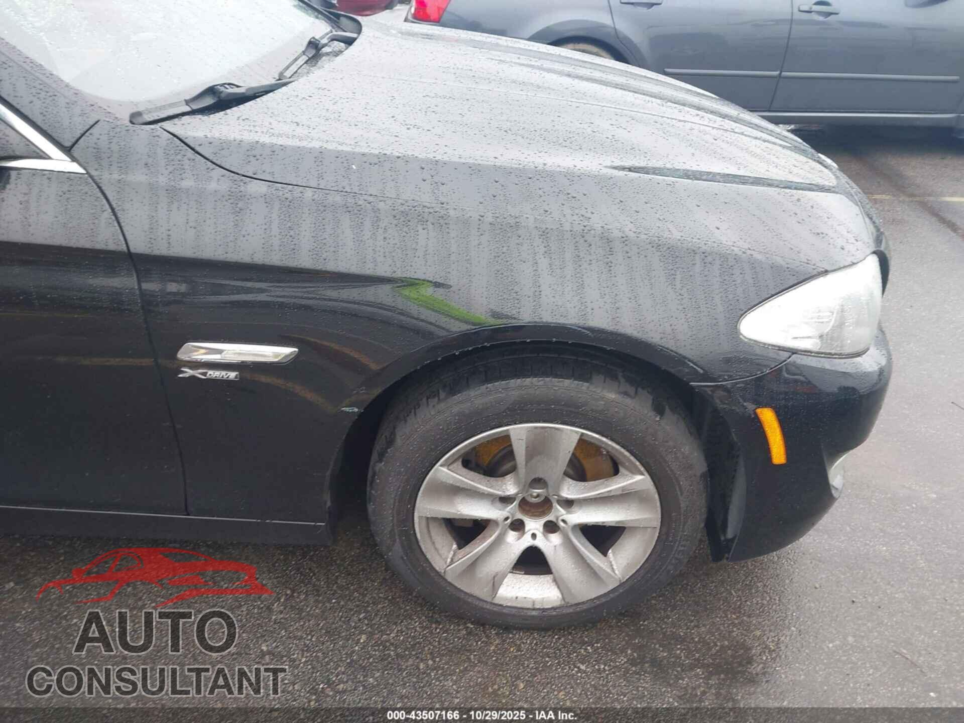 BMW 528I 2012 - WBAXH5C59CDW02868