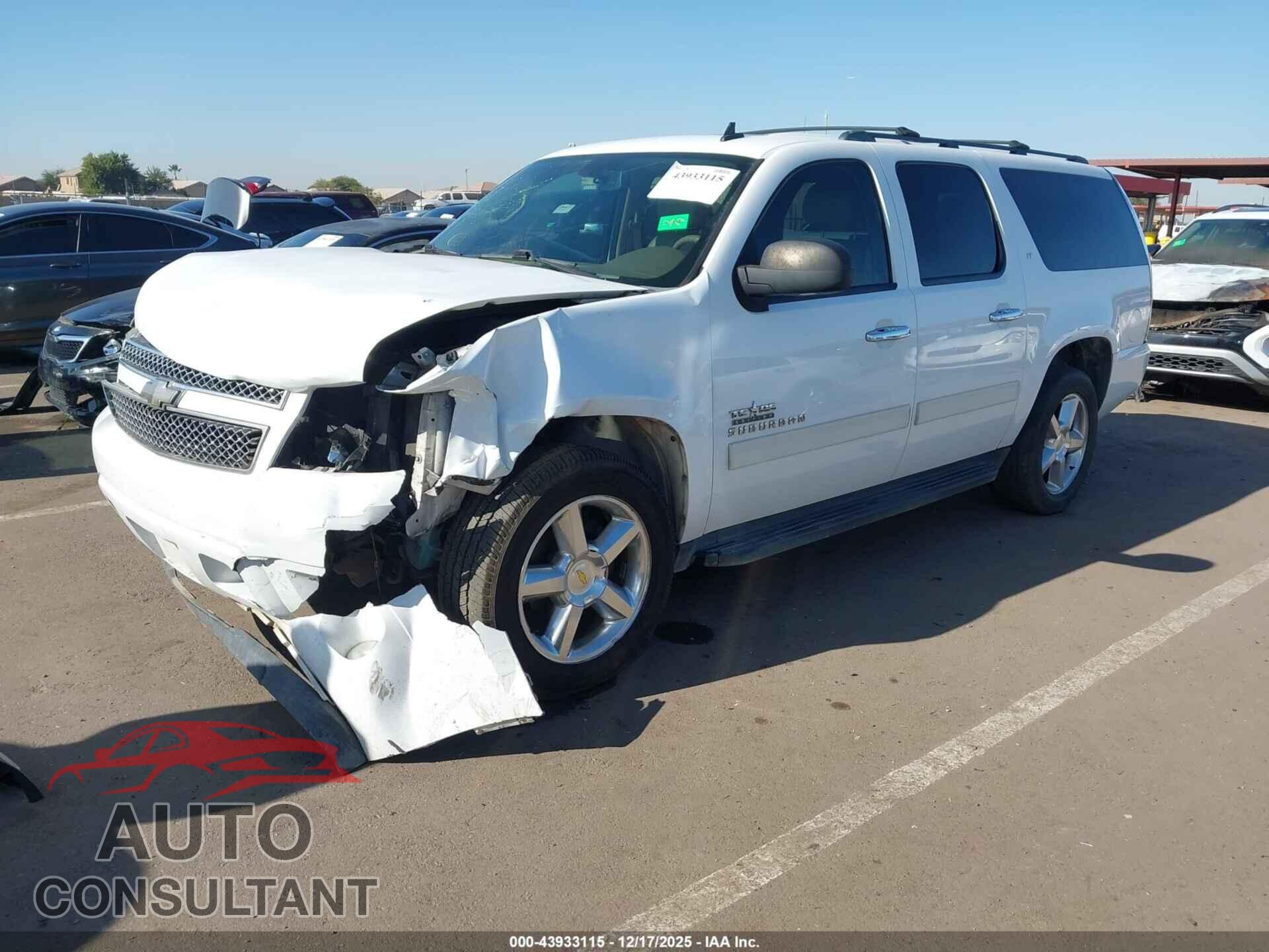 CHEVROLET SUBURBAN 1500 2011 - 1GNSCJE00BR401133