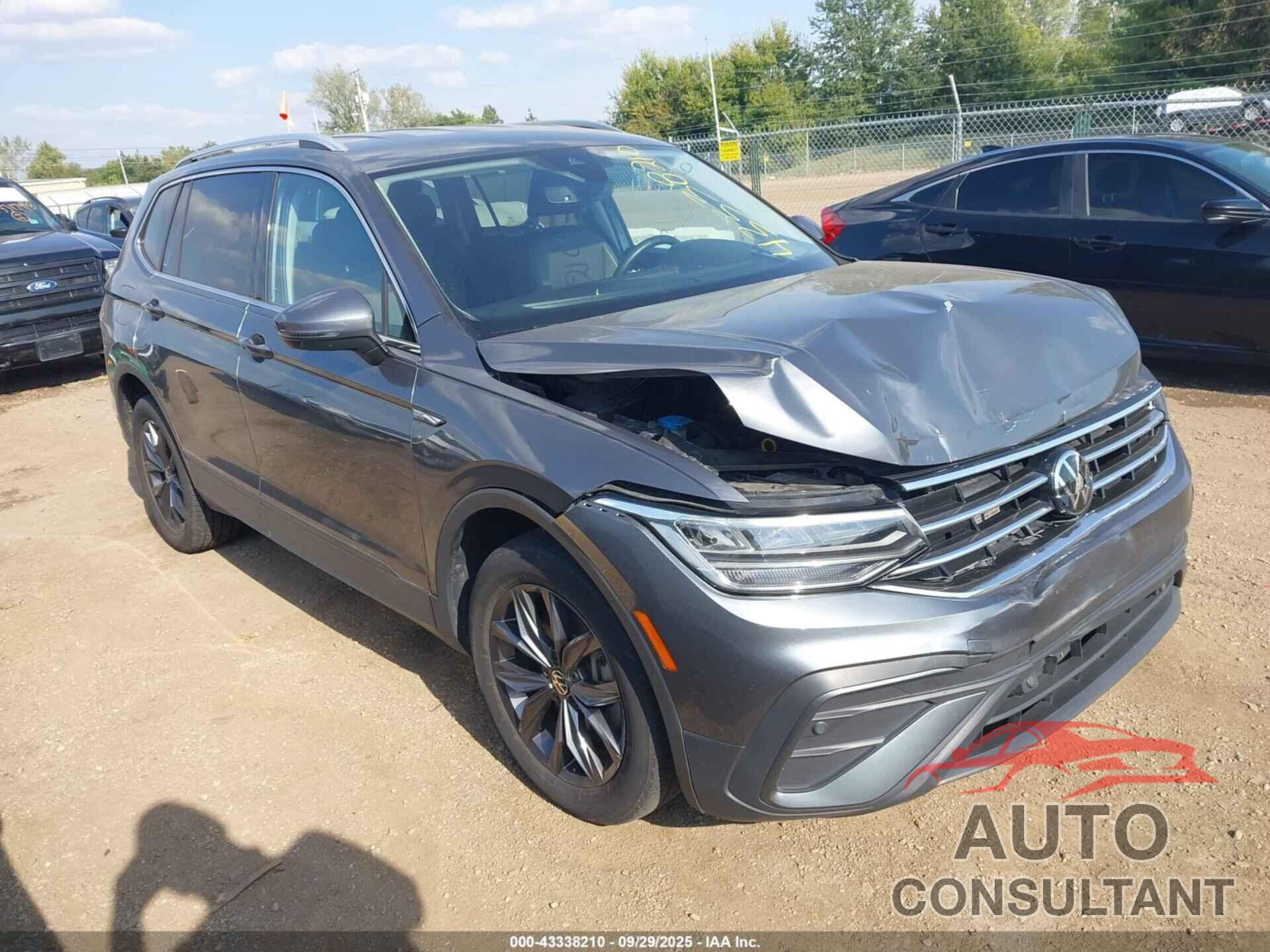 VOLKSWAGEN TIGUAN 2022 - 3VV3B7AX2NM161144