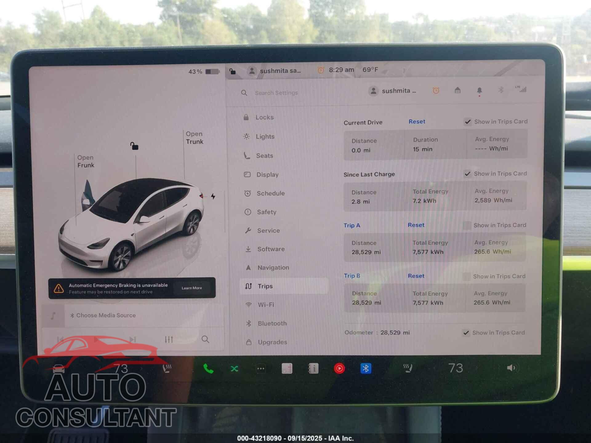 TESLA MODEL Y 2023 - 7SAYGAEEXPF589727