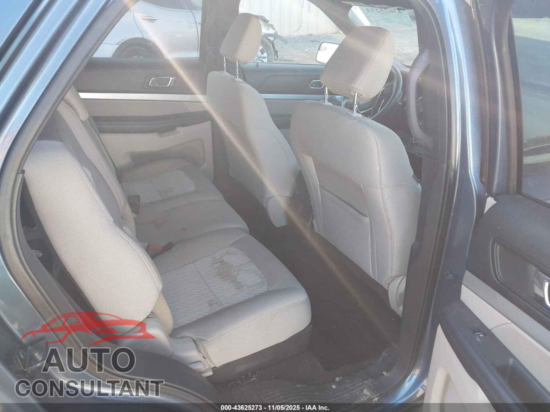 FORD EXPLORER 2018 - 1FM5K7BH1JGB63353