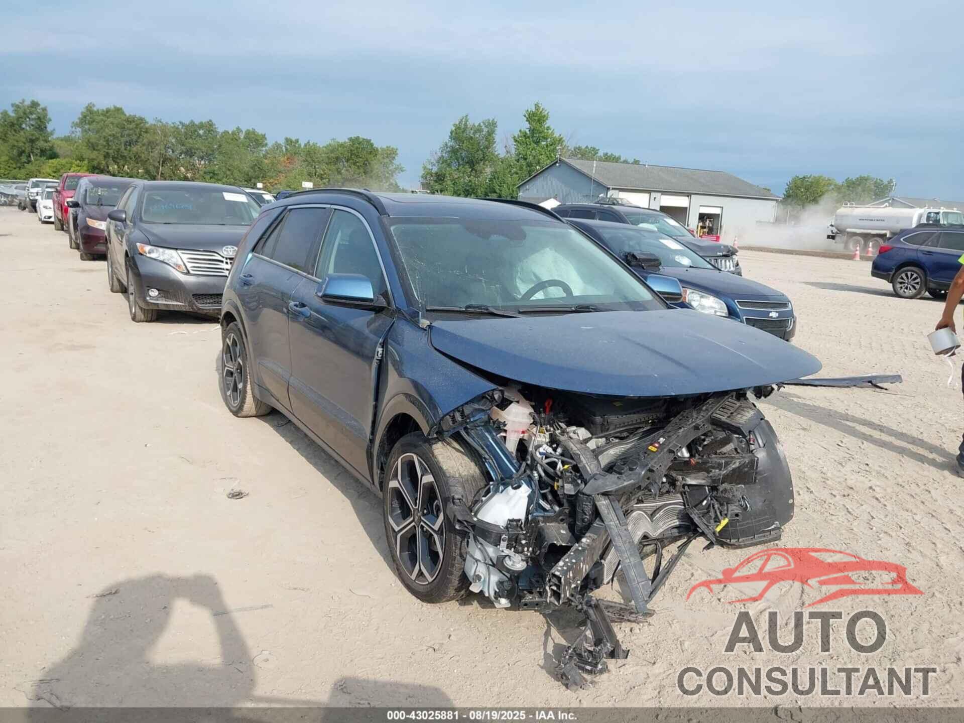 KIA NIRO 2023 - KNDCR3LE7P5044070