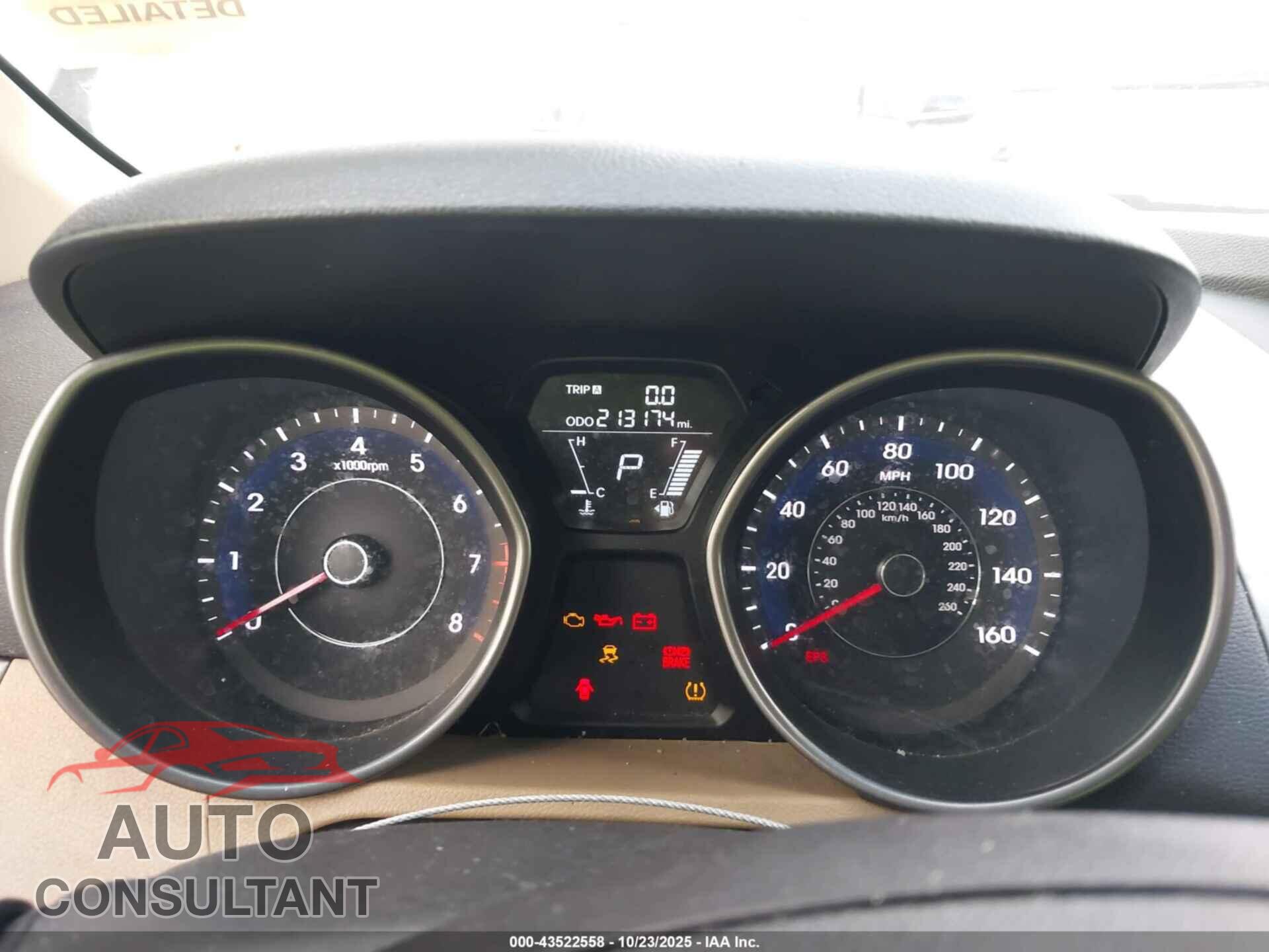 HYUNDAI ELANTRA 2012 - 5NPDH4AE4CH142385