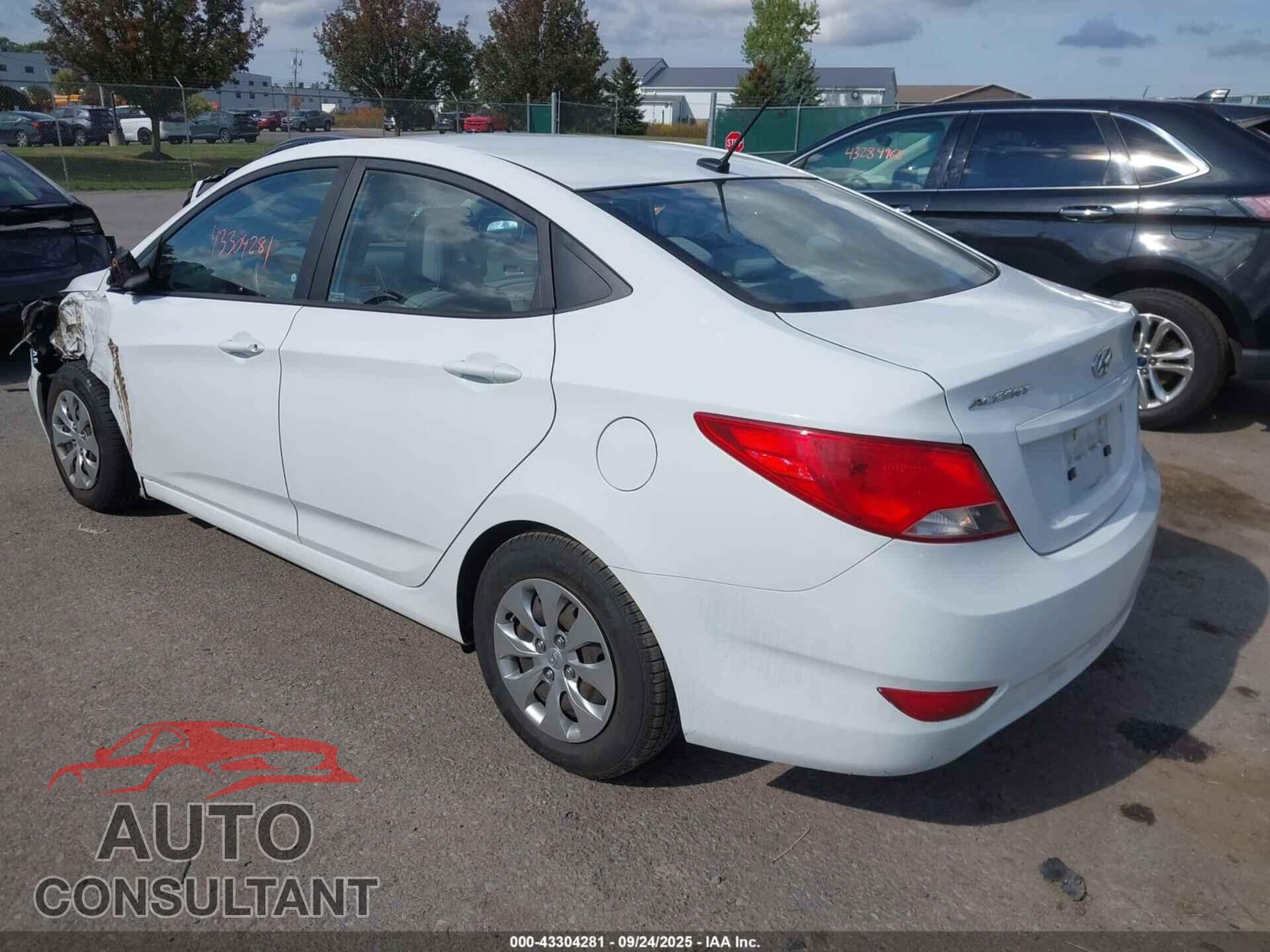 HYUNDAI ACCENT 2017 - KMHCT4AE5HU294596