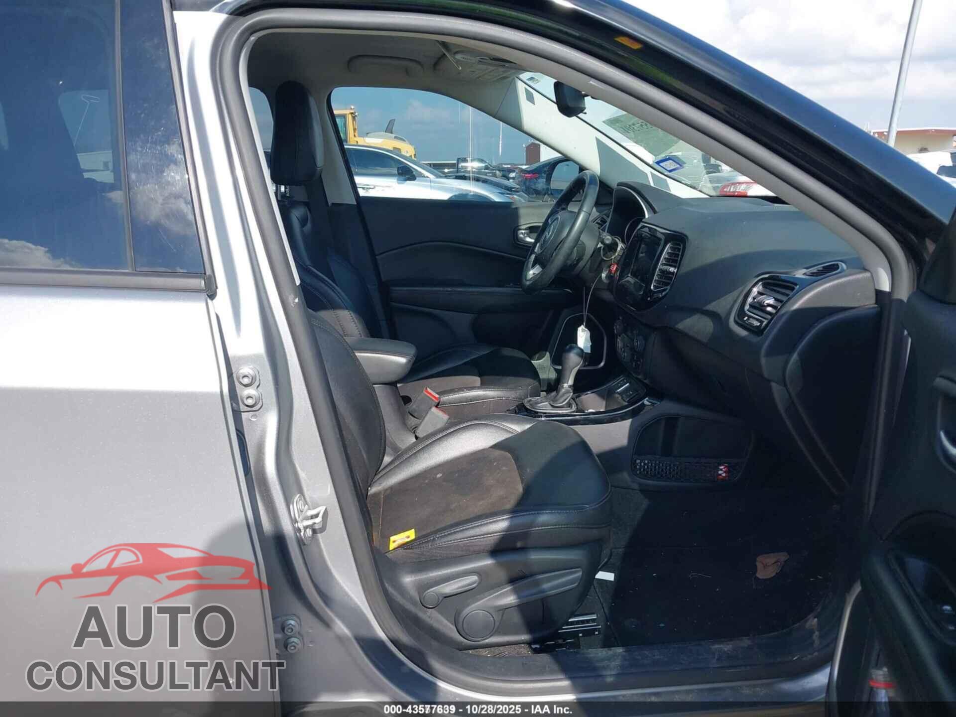 JEEP COMPASS 2020 - 3C4NJCBB4LT129403