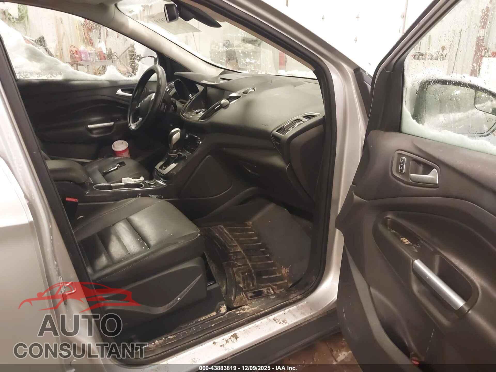 FORD ESCAPE 2014 - 1FMCU9J92EUC58812