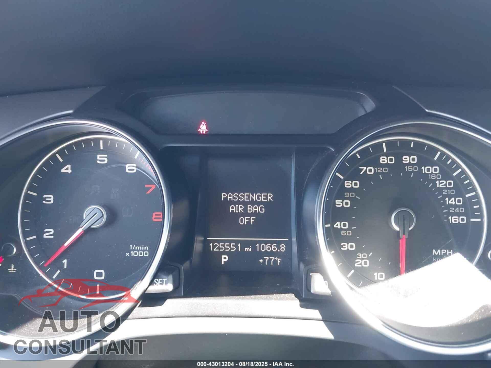AUDI A5 2013 - WAUCFAFH8DN000882
