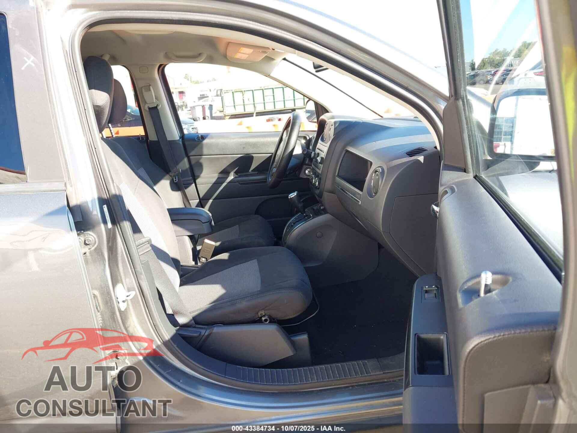 JEEP COMPASS 2011 - 1J4NF1FB2BD277841
