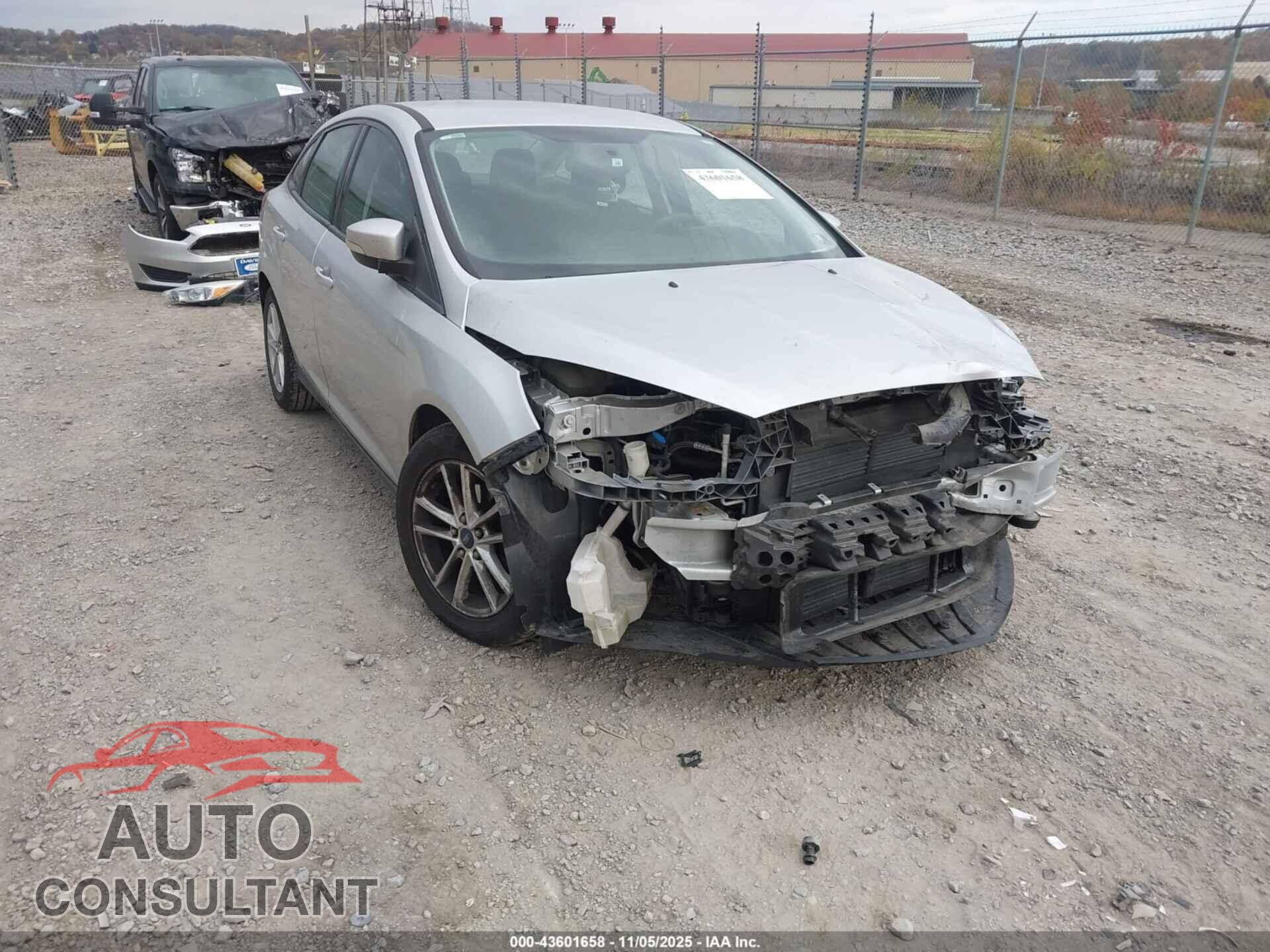 FORD FOCUS 2015 - 1FADP3F26FL363018