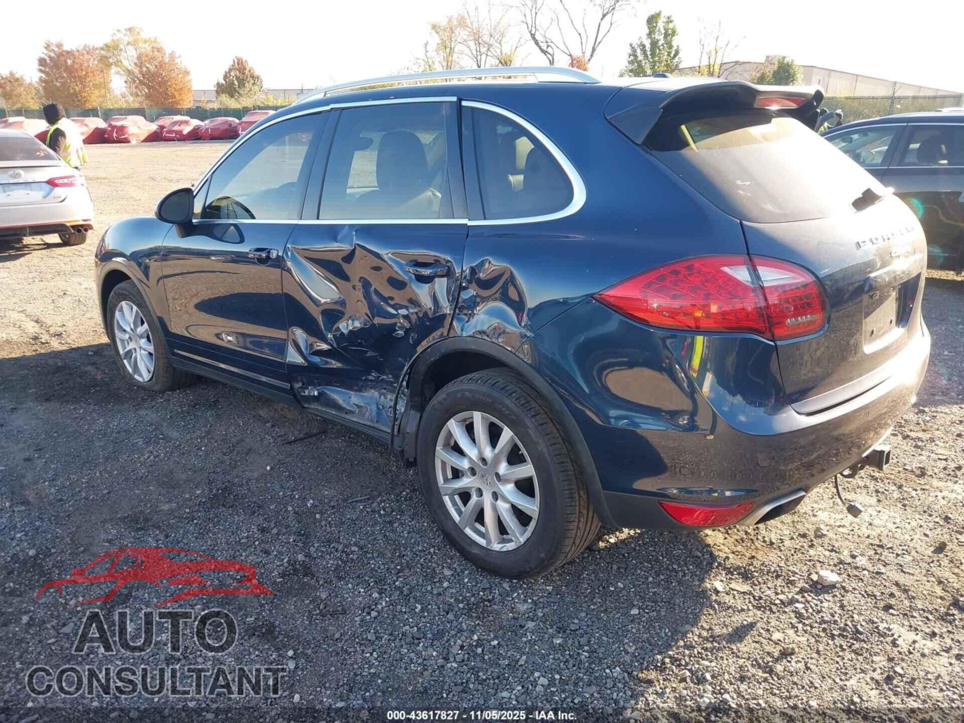 PORSCHE CAYENNE 2012 - WP1AA2A2XCLA00716