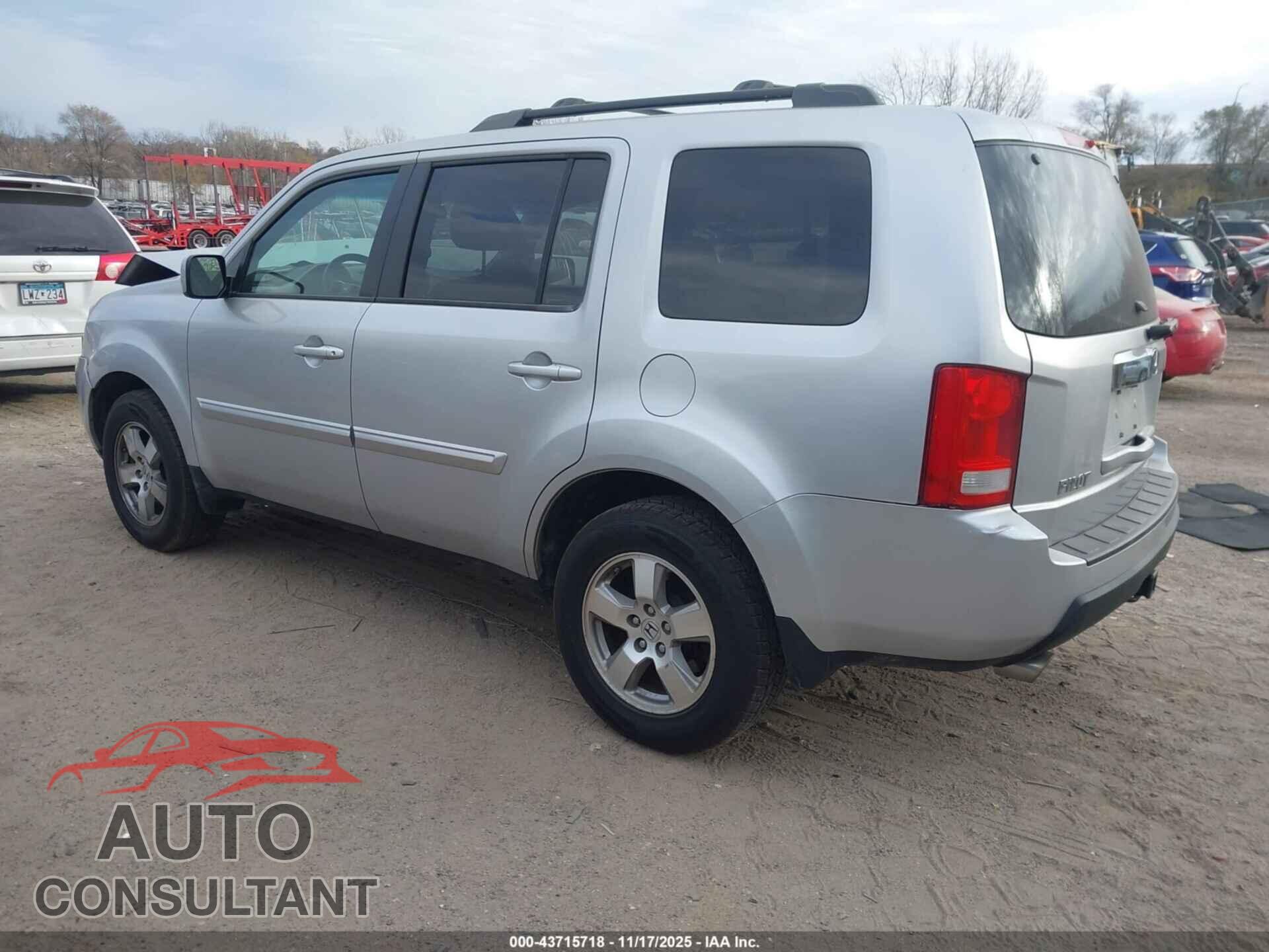 HONDA PILOT 2011 - 5FNYF4H41BB034503