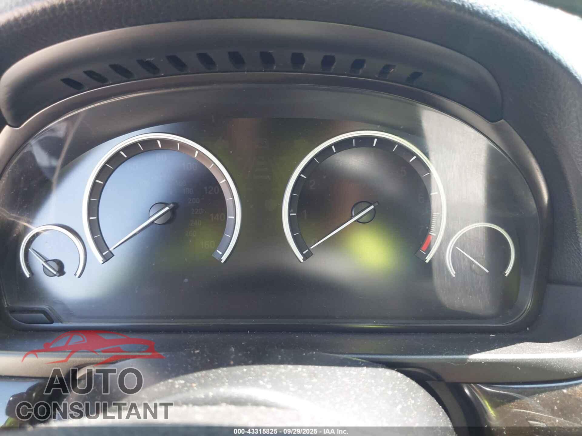 BMW 528I 2015 - WBA5A5C59FD520655