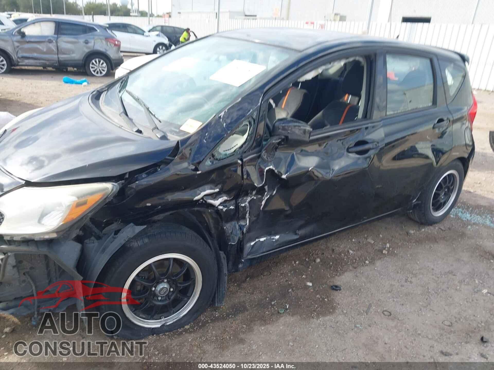 NISSAN VERSA NOTE 2015 - 3N1CE2CP4FL423519