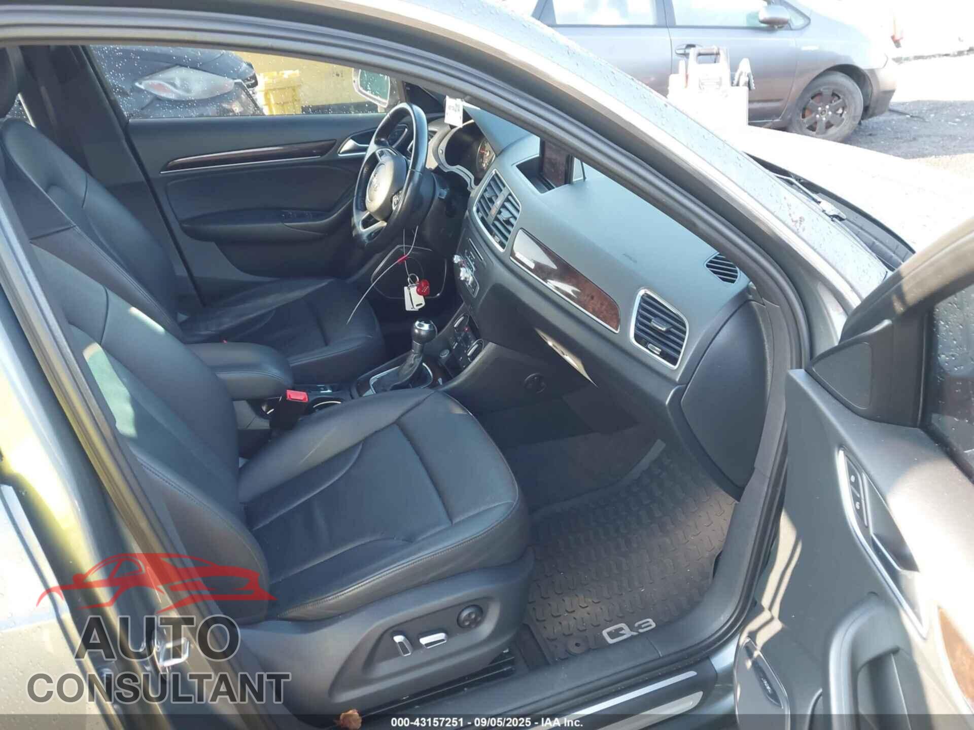 AUDI Q3 2016 - WA1GFCFS3GR021660
