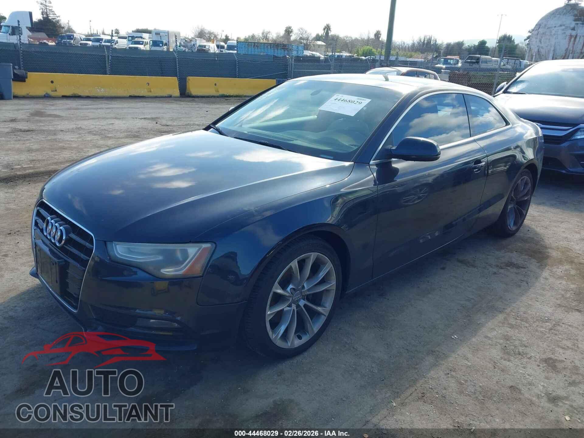 AUDI A5 2013 - WAULFAFRXDA002312