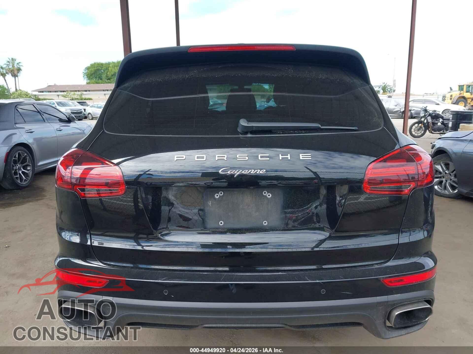PORSCHE CAYENNE 2017 - WP1AA2A2XHKA82816