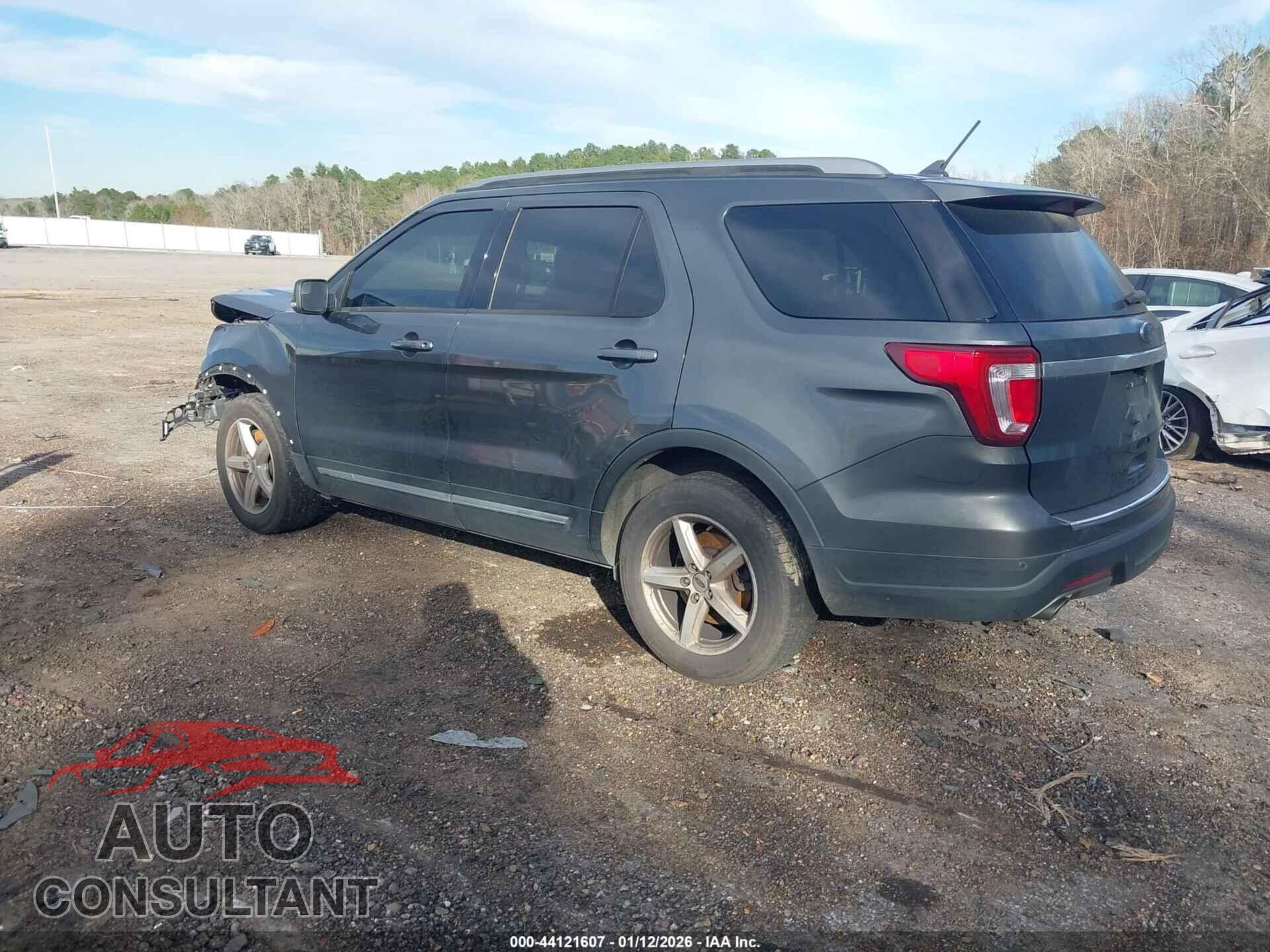 FORD EXPLORER 2018 - 1FM5K7D88JGB85279