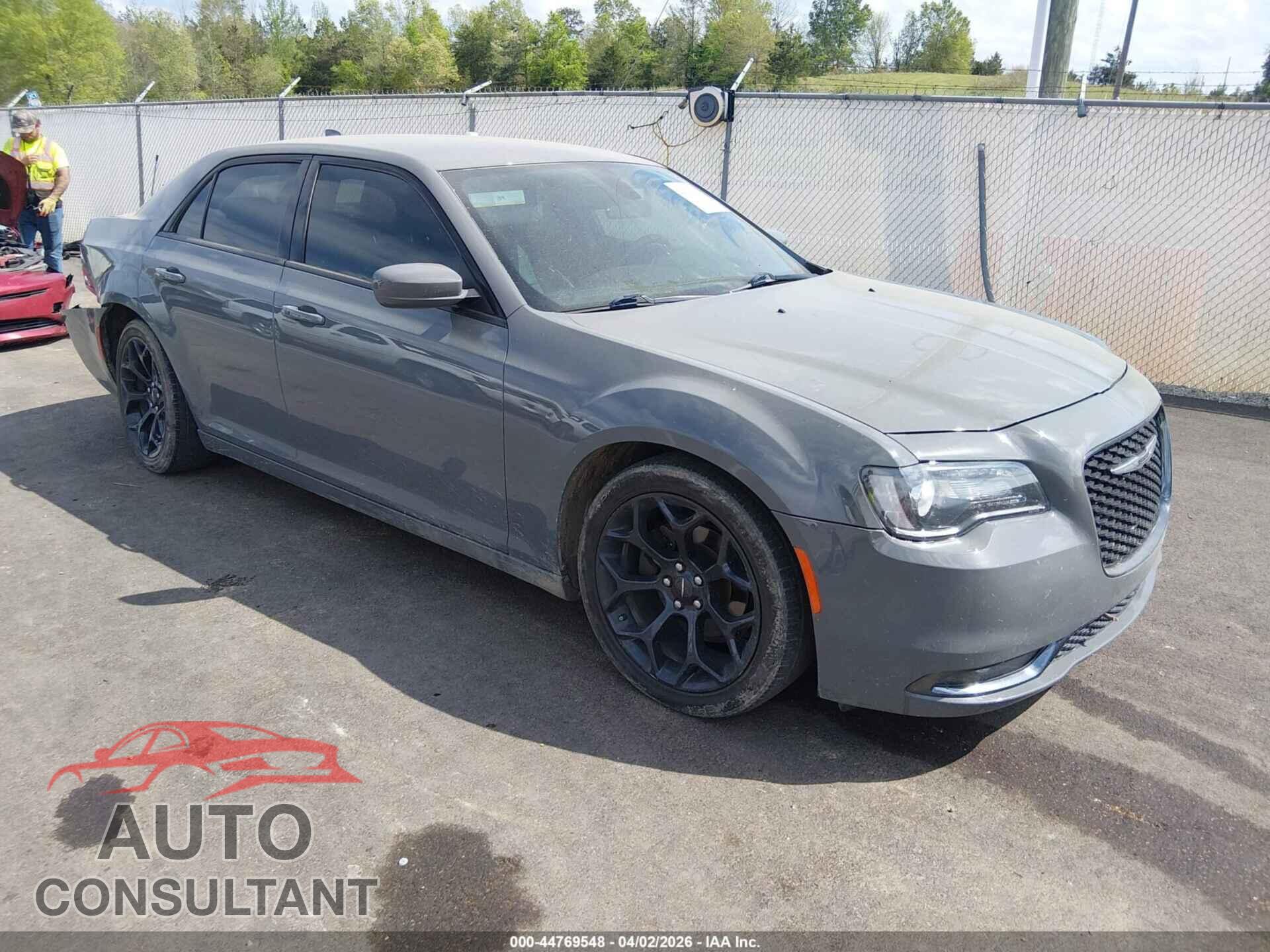 CHRYSLER 300 2019 - 2C3CCABG7KH538721
