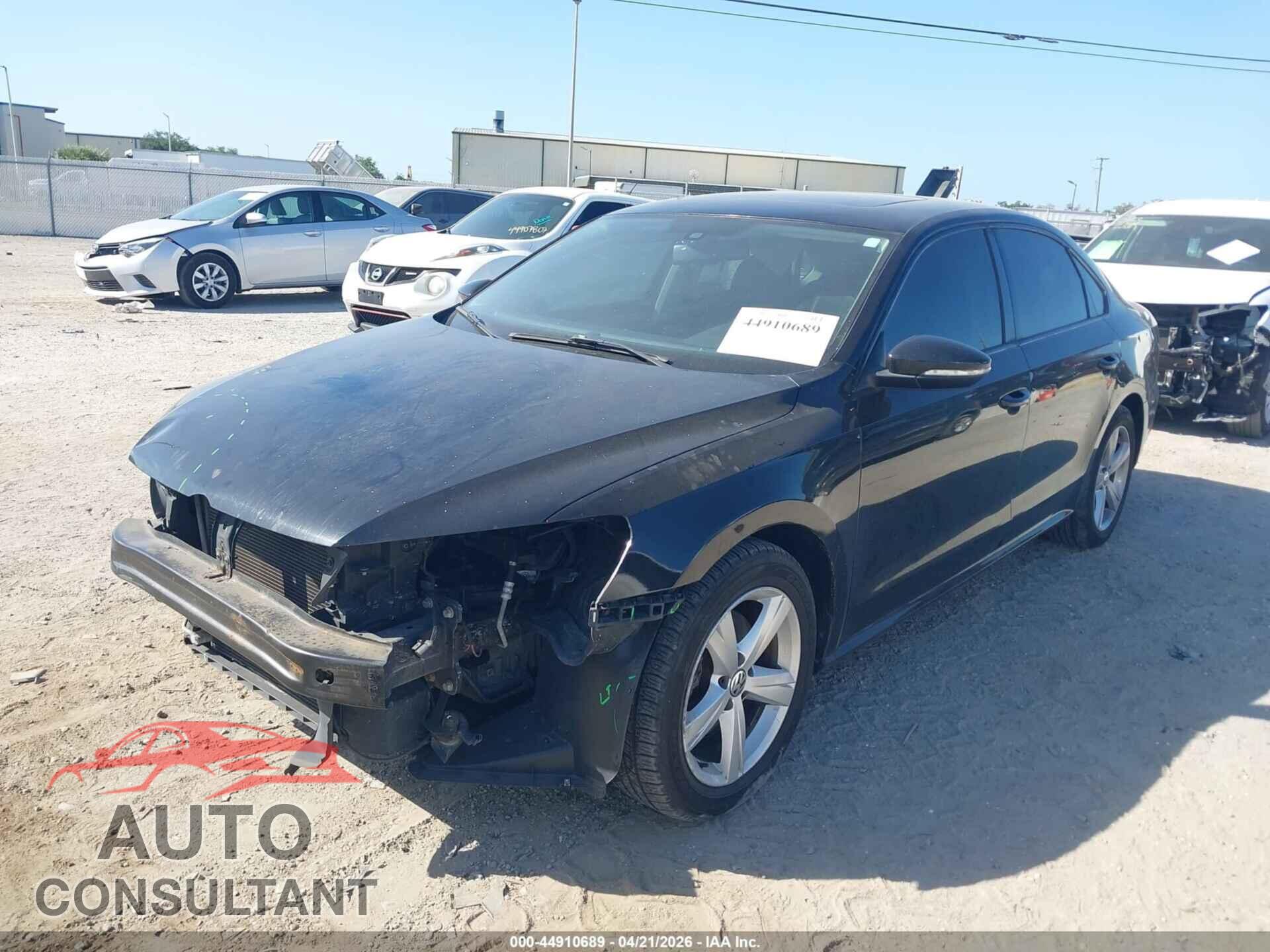 VOLKSWAGEN PASSAT 2012 - 1VWBP7A3XCC072314