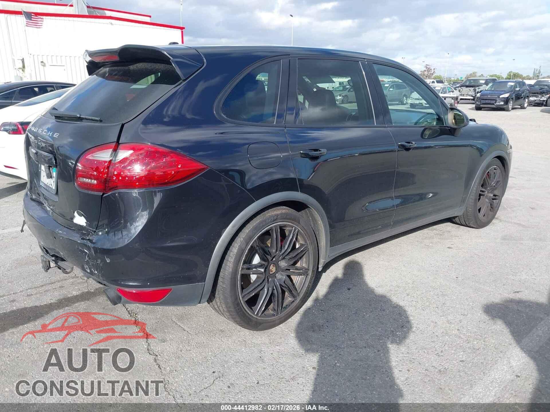 PORSCHE CAYENNE 2012 - WP1AC2A21CLA82801