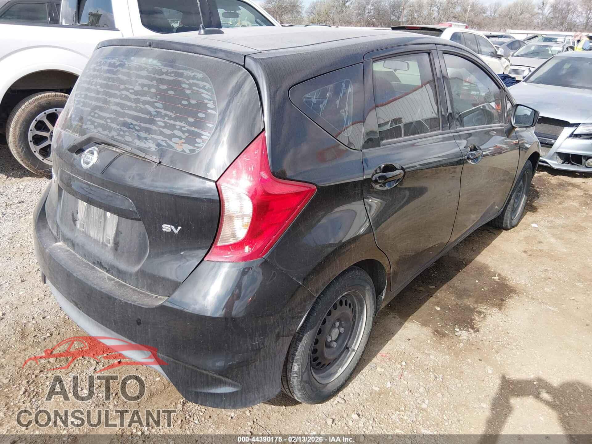 NISSAN VERSA NOTE 2017 - 3N1CE2CP2HL367583