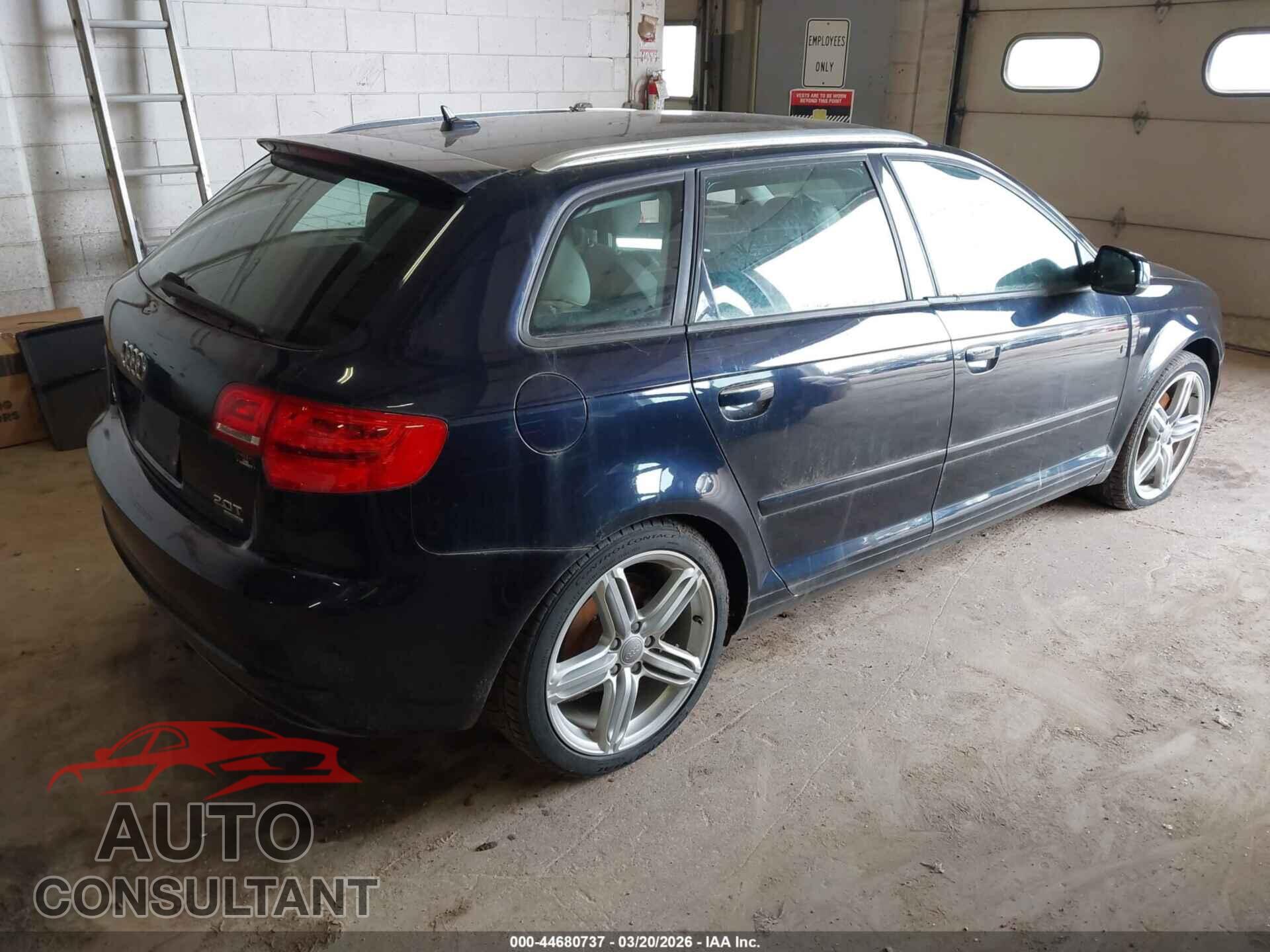 AUDI A3 2012 - WAUMFAFM6CA025691