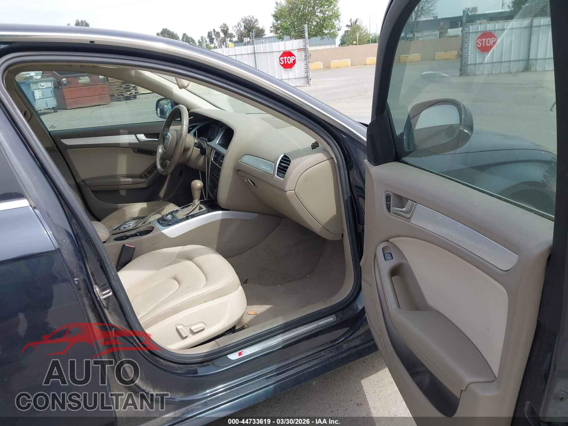 AUDI A4 2012 - WAUFFAFL3CN015662