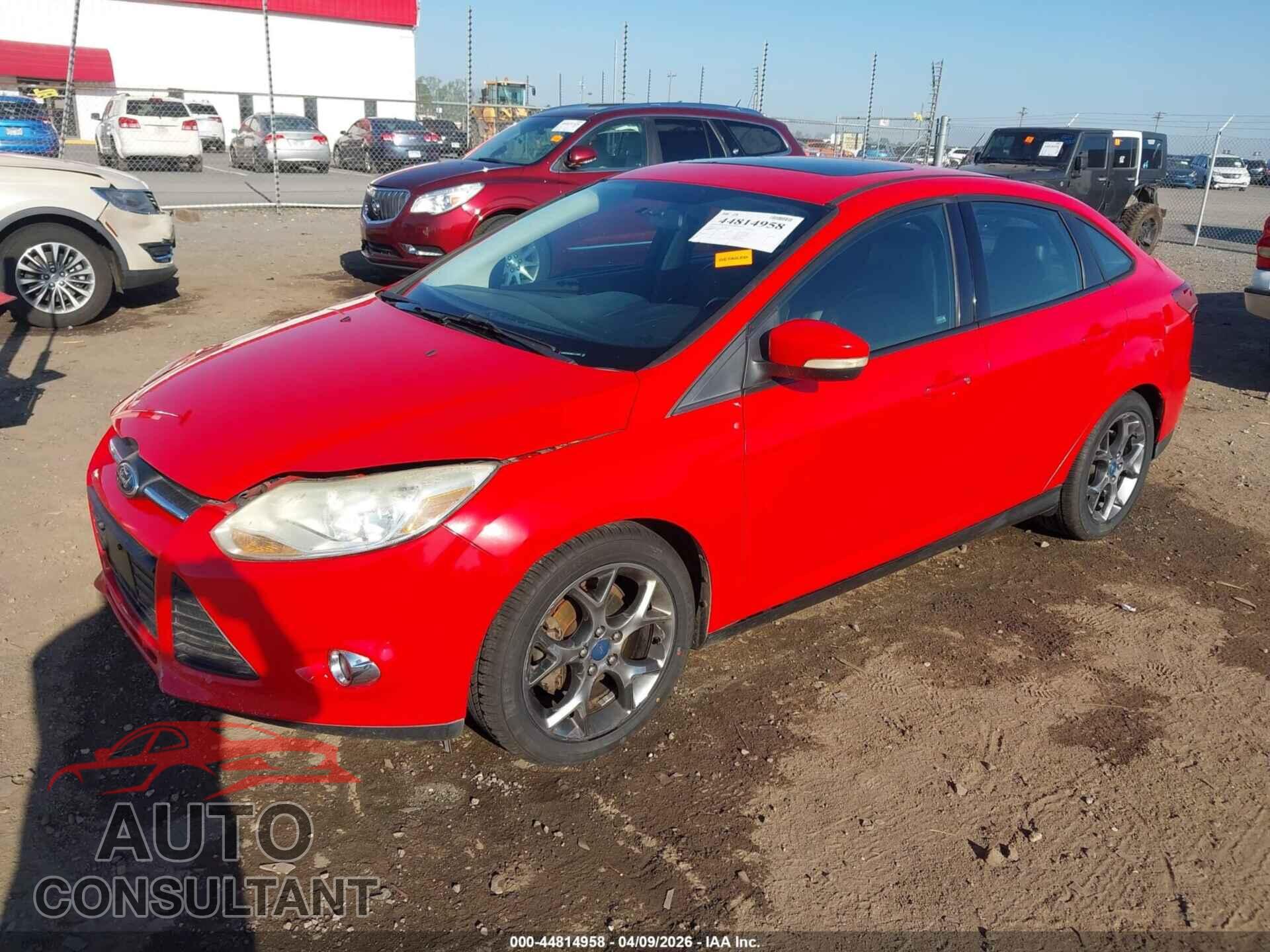 FORD FOCUS 2013 - 1FADP3F28DL117875