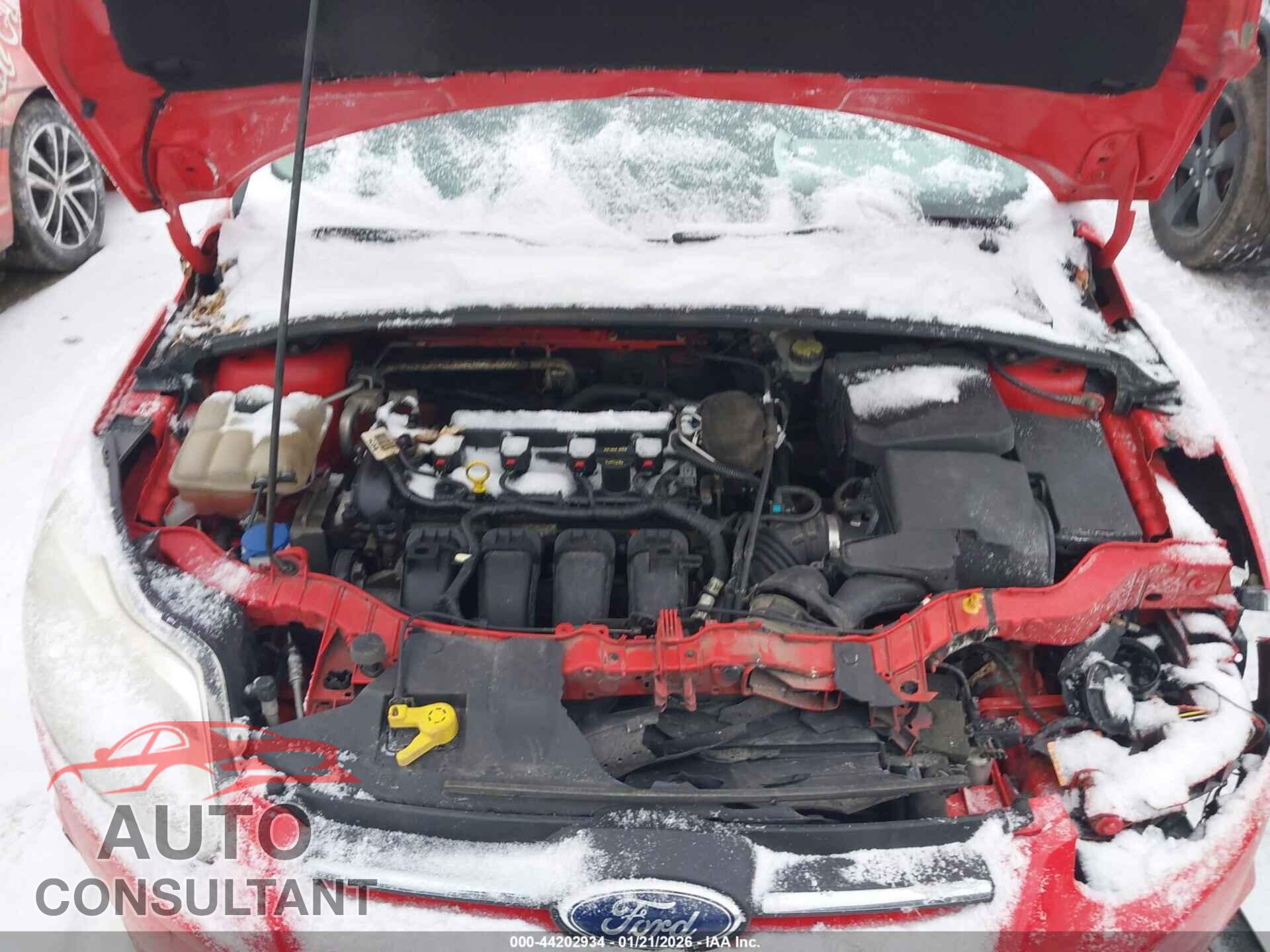 FORD FOCUS 2014 - 1FADP3F22EL389632