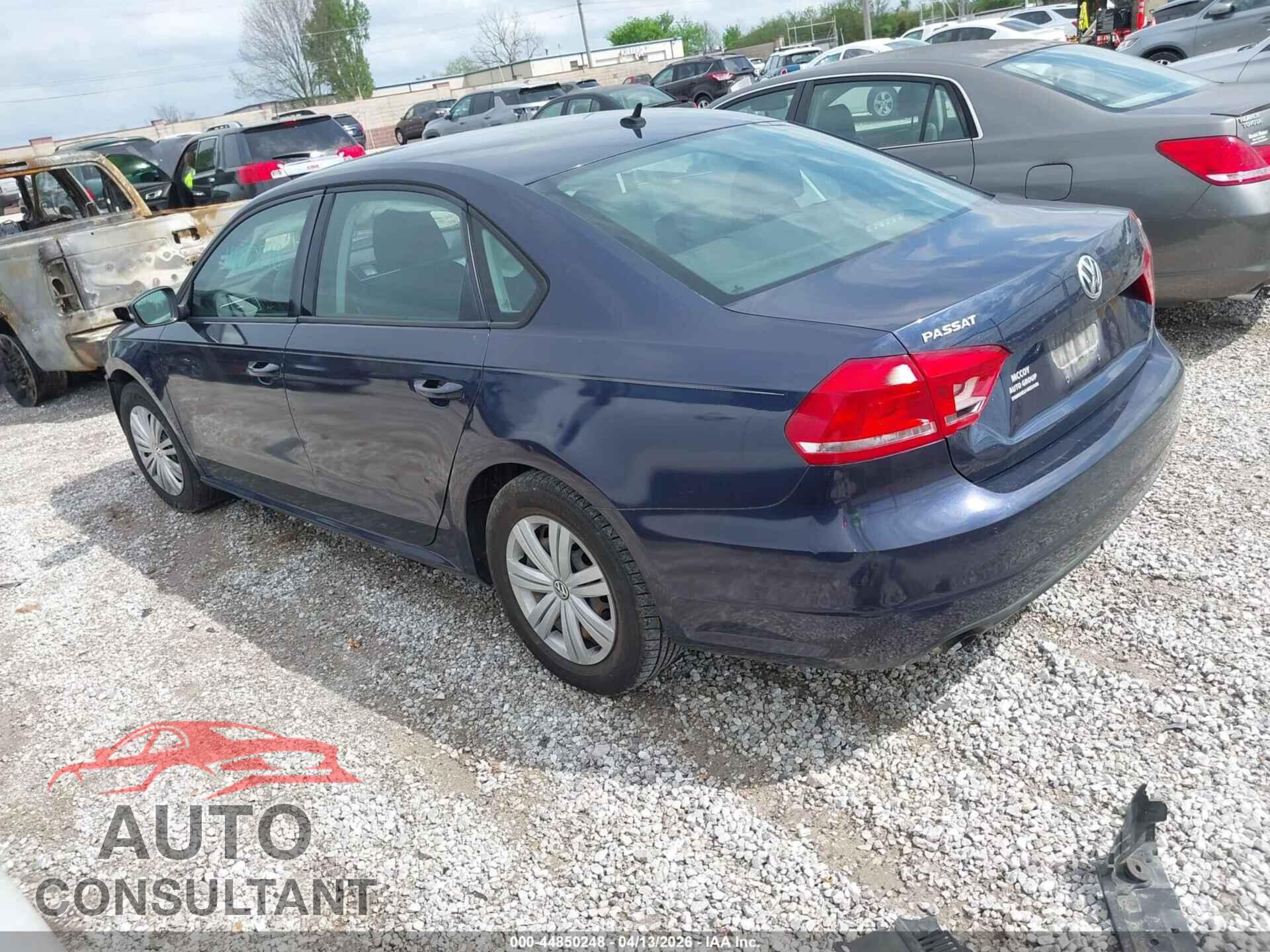 VOLKSWAGEN PASSAT 2014 - 1VWAS7A38EC076844