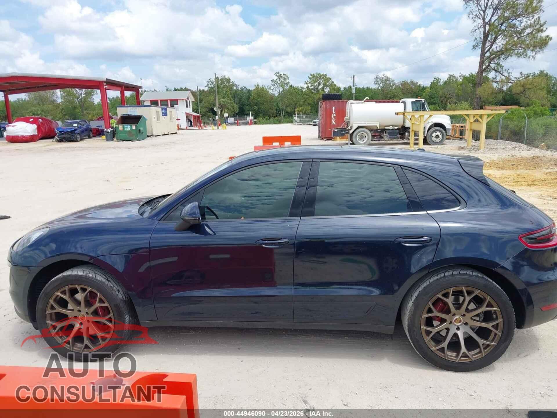 PORSCHE MACAN 2017 - WP1AB2A5XHLB11961