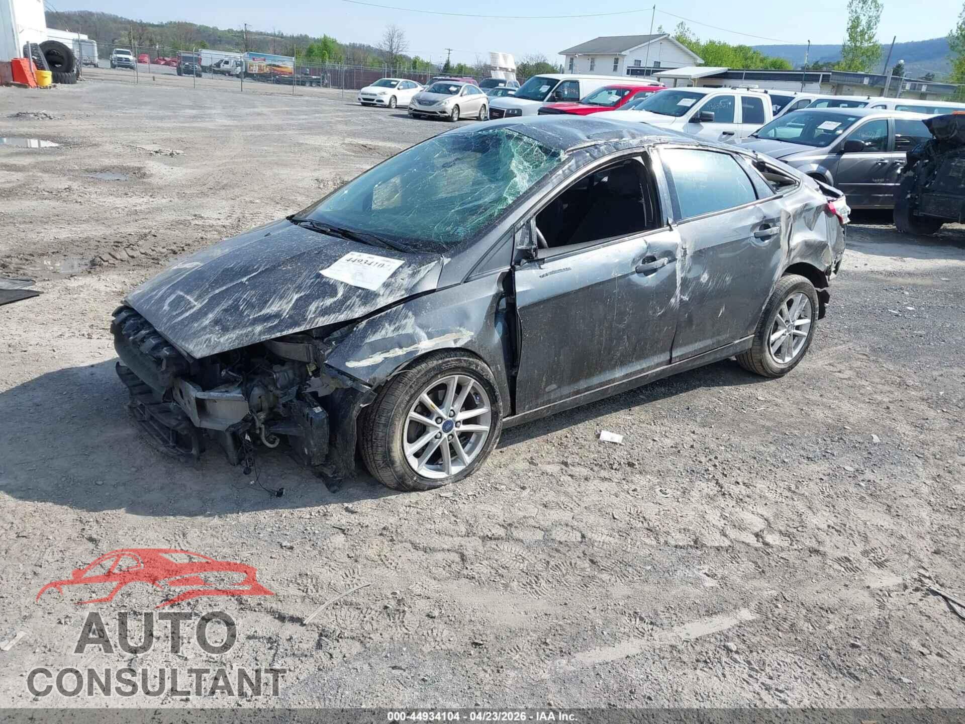 FORD FOCUS 2015 - 1FADP3F24FL373630