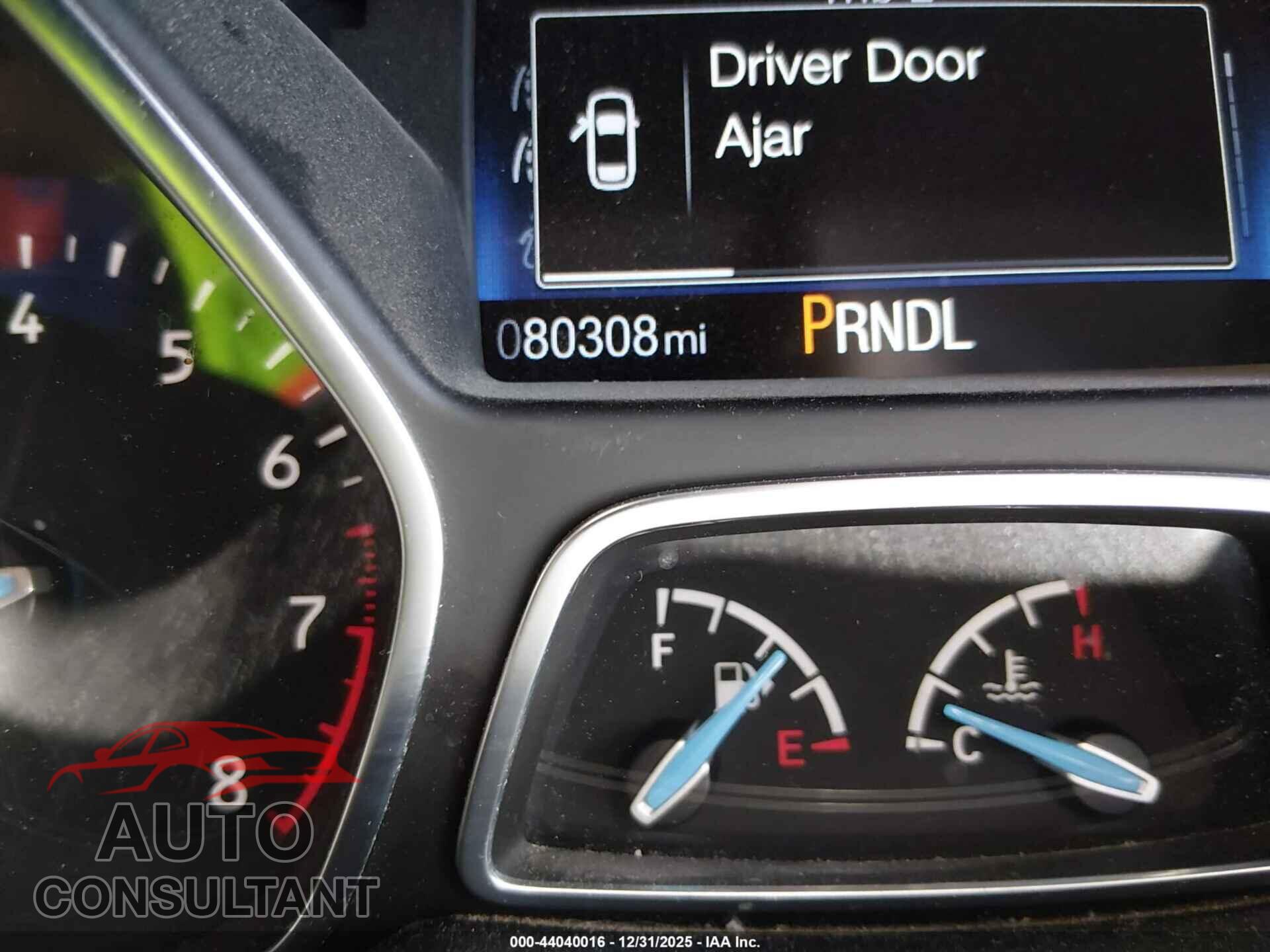 FORD FOCUS 2017 - 1FADP3E24HL324965