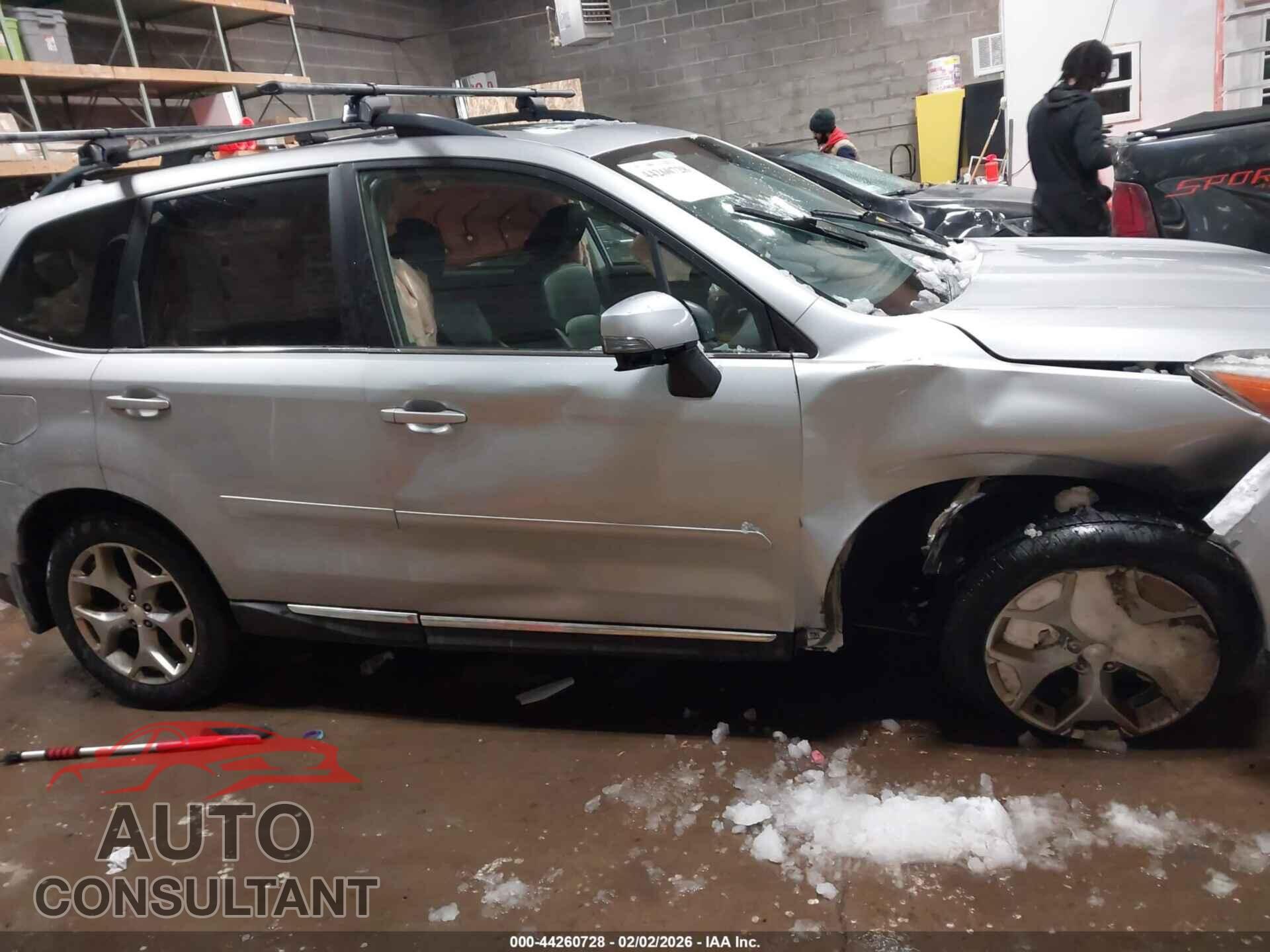 SUBARU FORESTER 2015 - JF2SJAWC9FH543680