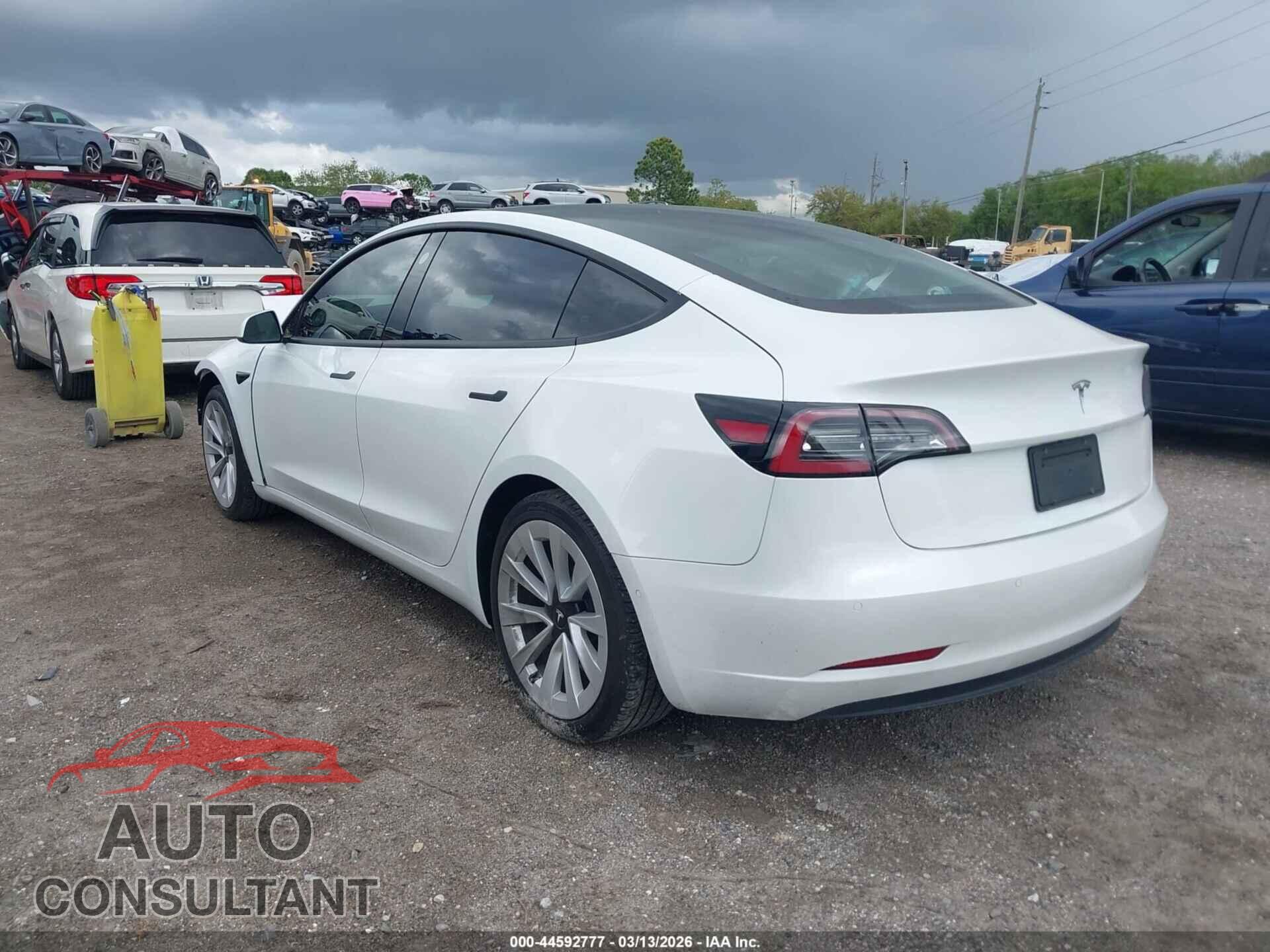 TESLA MODEL 3 2021 - 5YJ3E1EA2MF850144