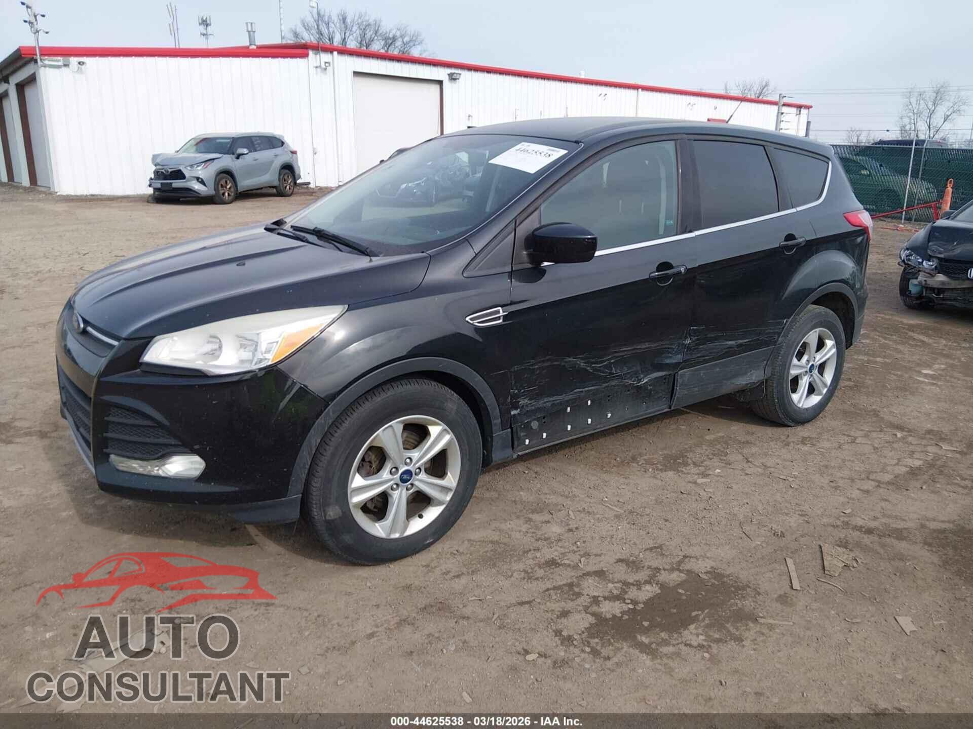 FORD ESCAPE 2014 - 1FMCU0GX7EUC05945