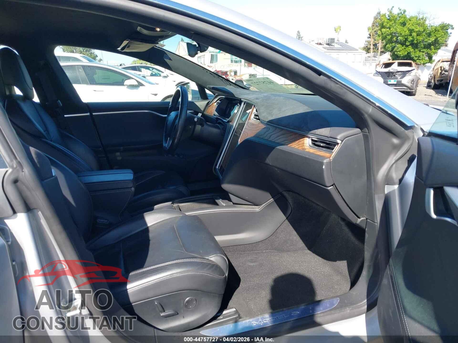 TESLA MODEL S 2017 - 5YJSA1E2XHF186522