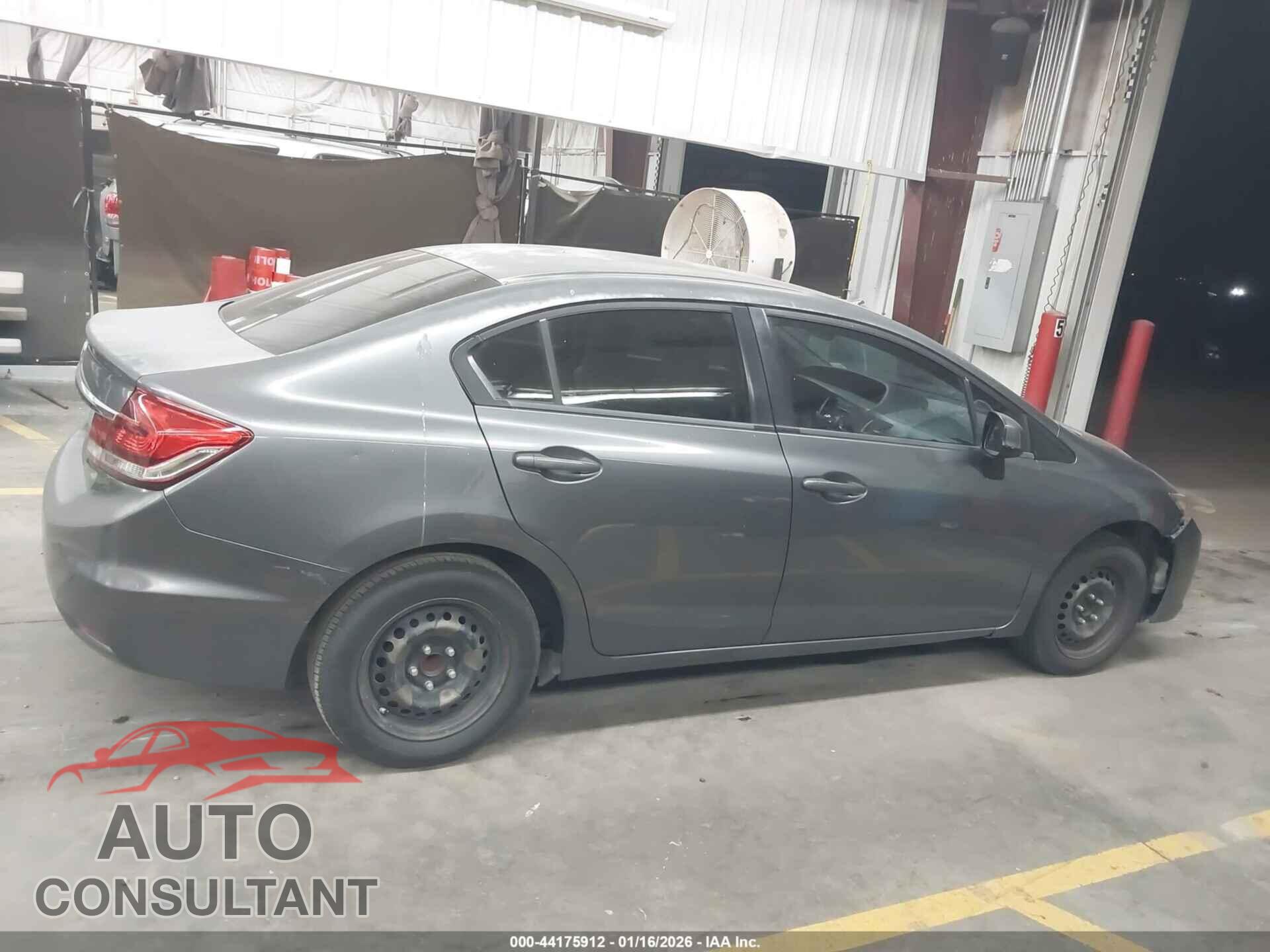 HONDA CIVIC 2013 - 19XFB2F53DE044204