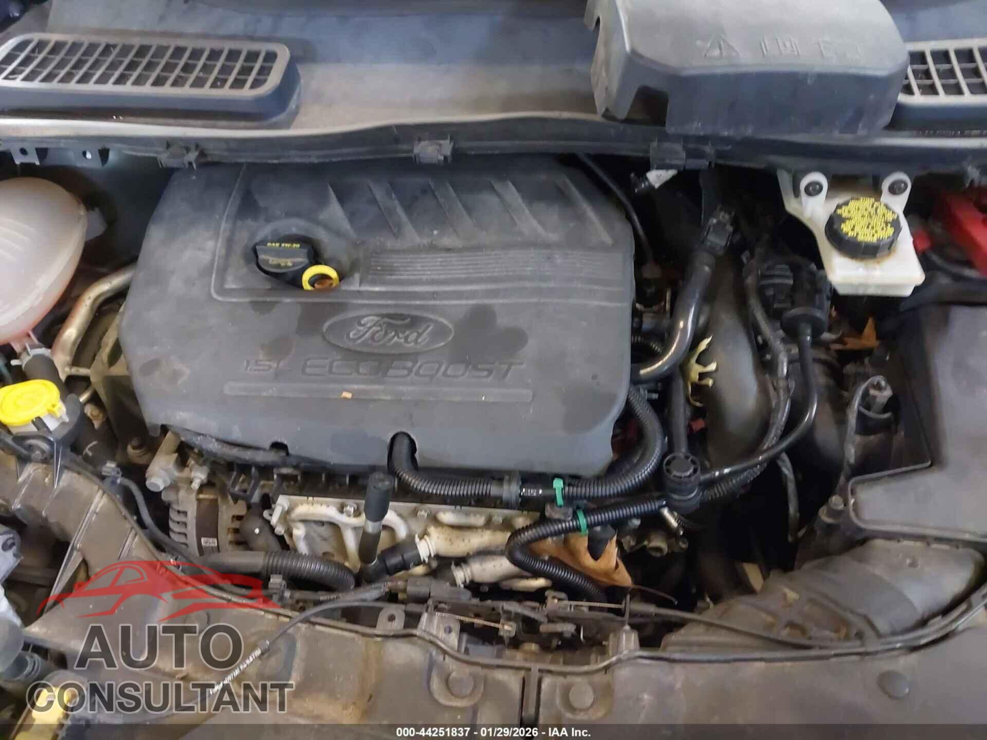 FORD ESCAPE 2017 - 1FMCU9JD5HUC45335