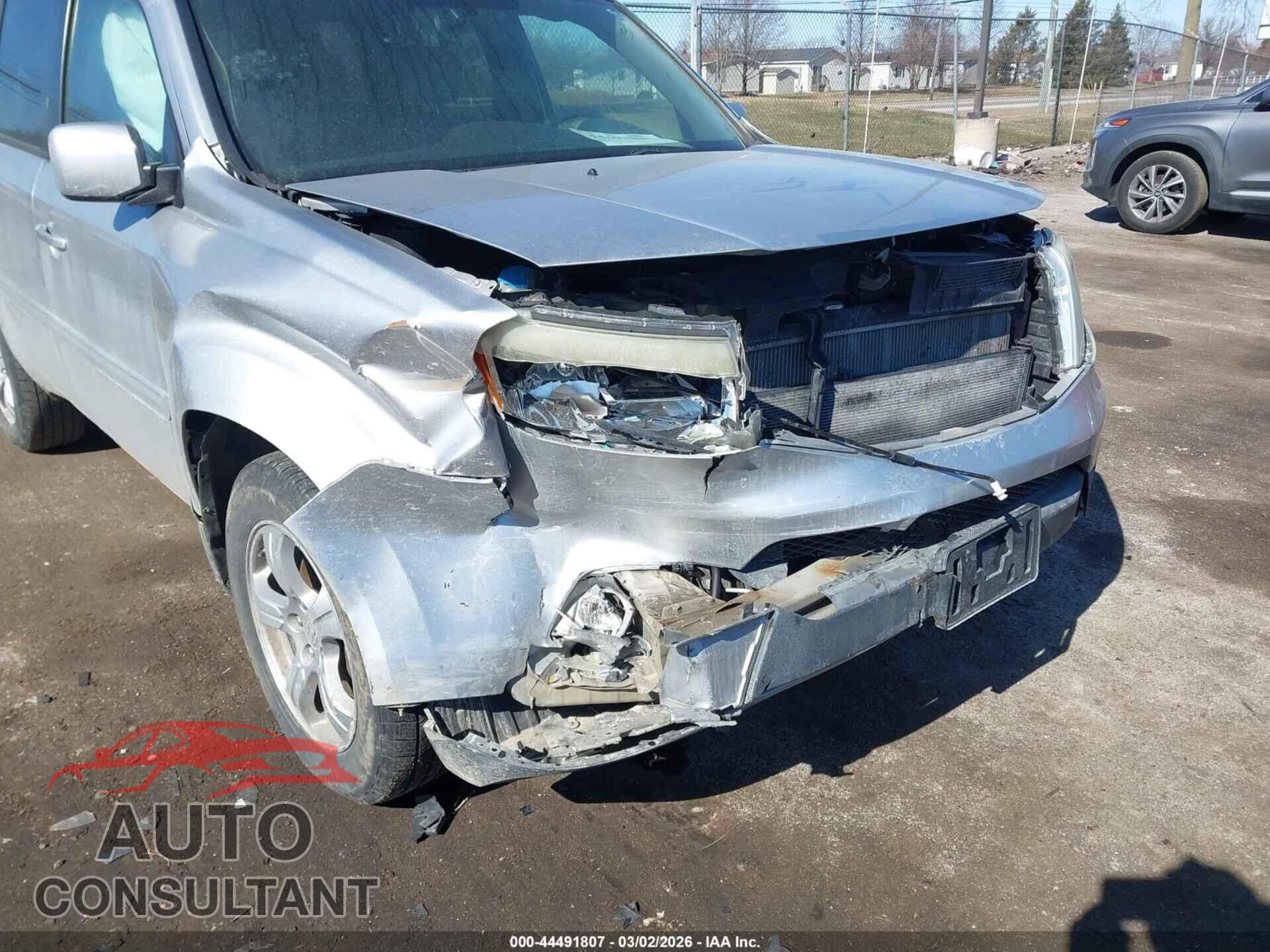 HONDA PILOT 2014 - 5FNYF4H44EB024357